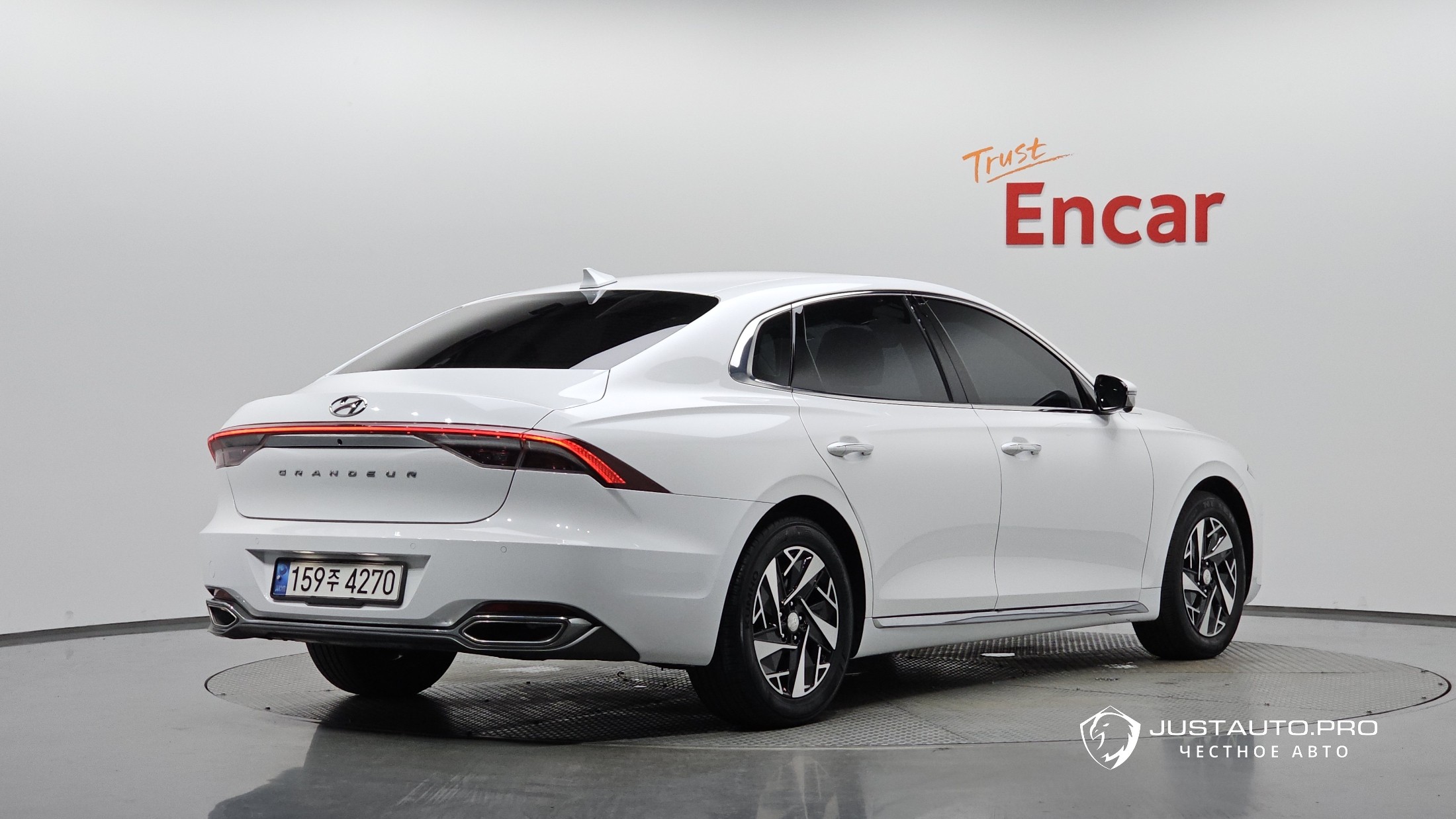 Автомобиль Hyundai Grandeur