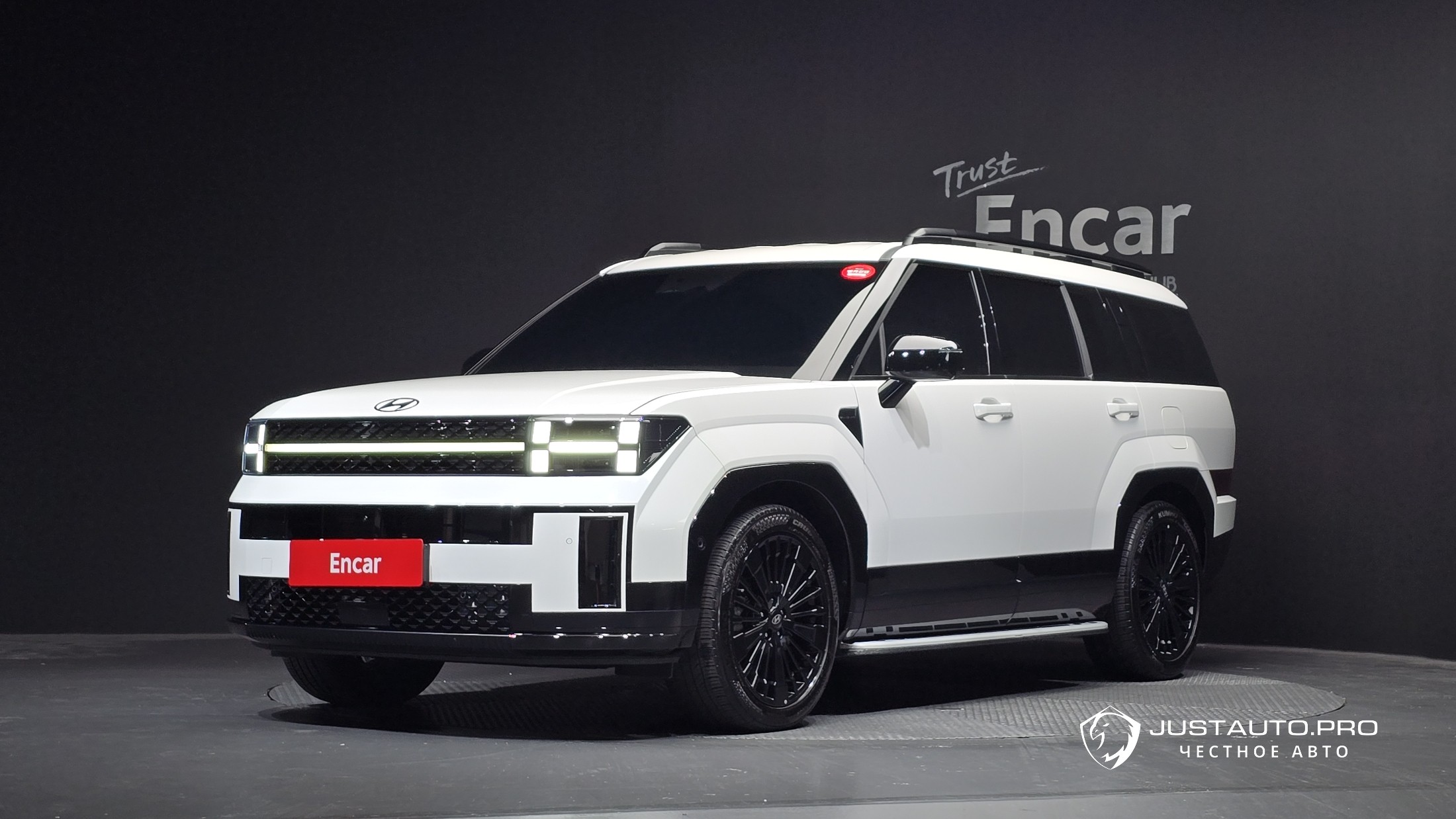 Автомобиль Hyundai Santafe