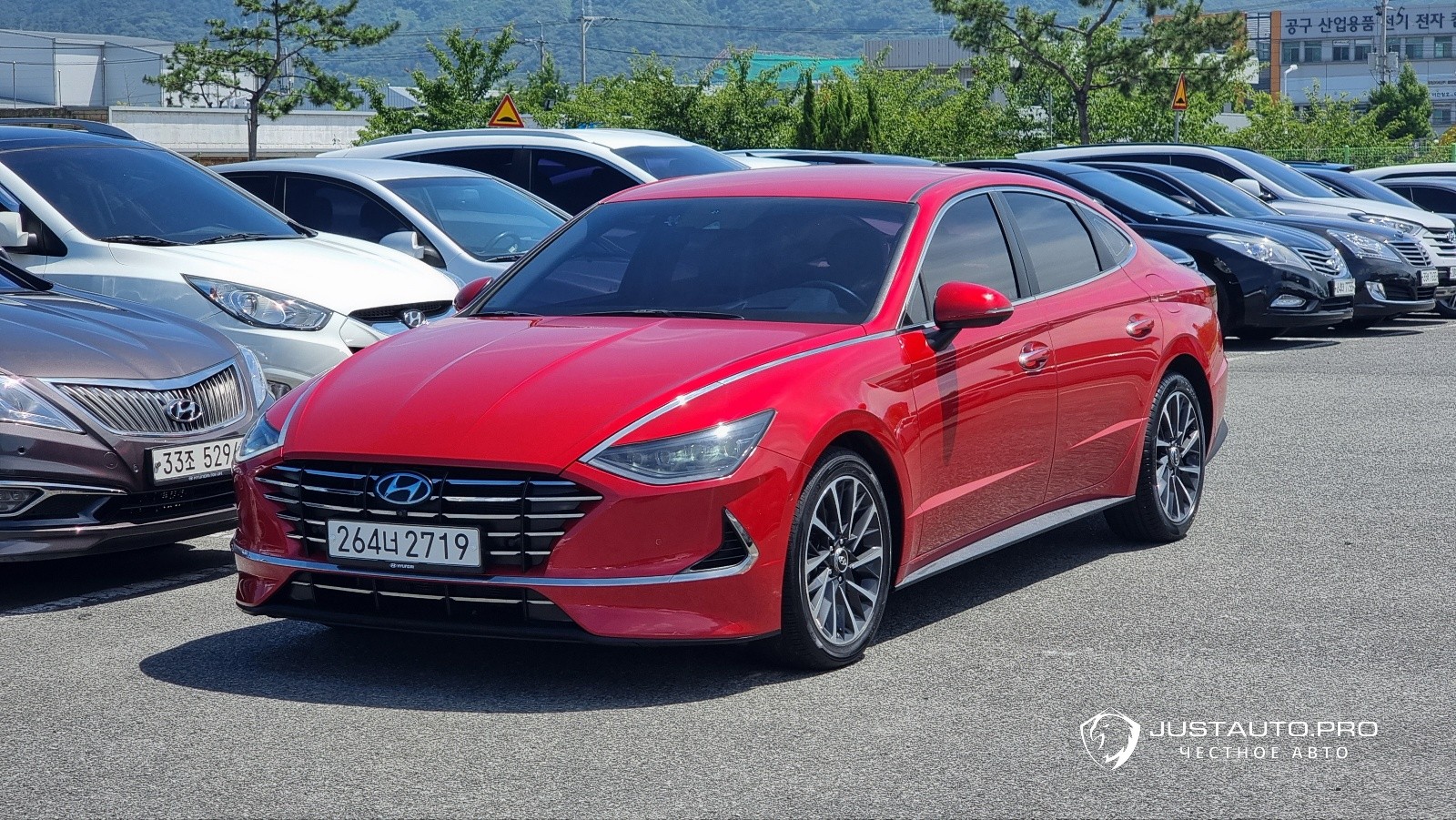 Автомобиль Hyundai Sonata