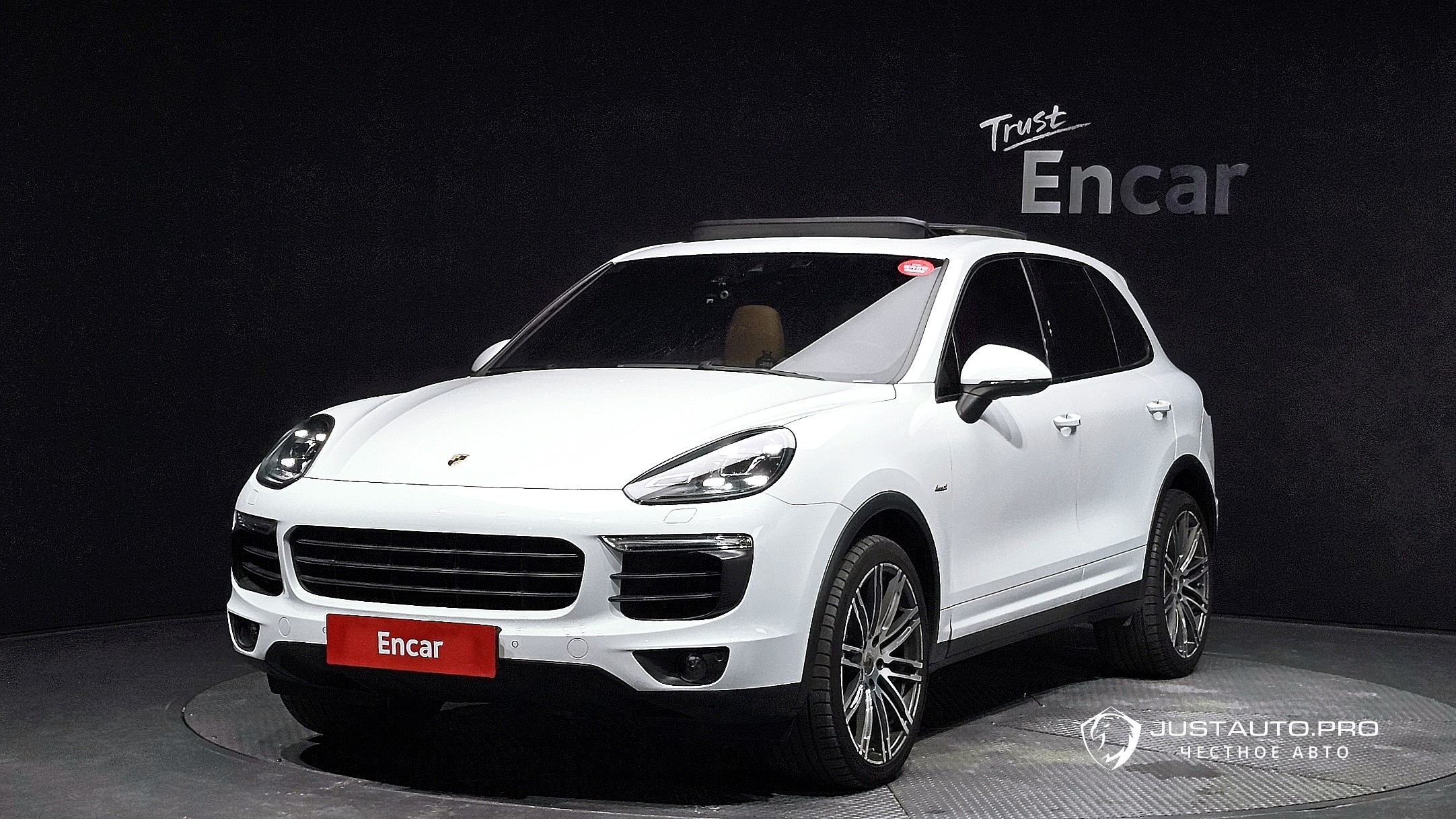 Автомобиль Porsche Cayenne
