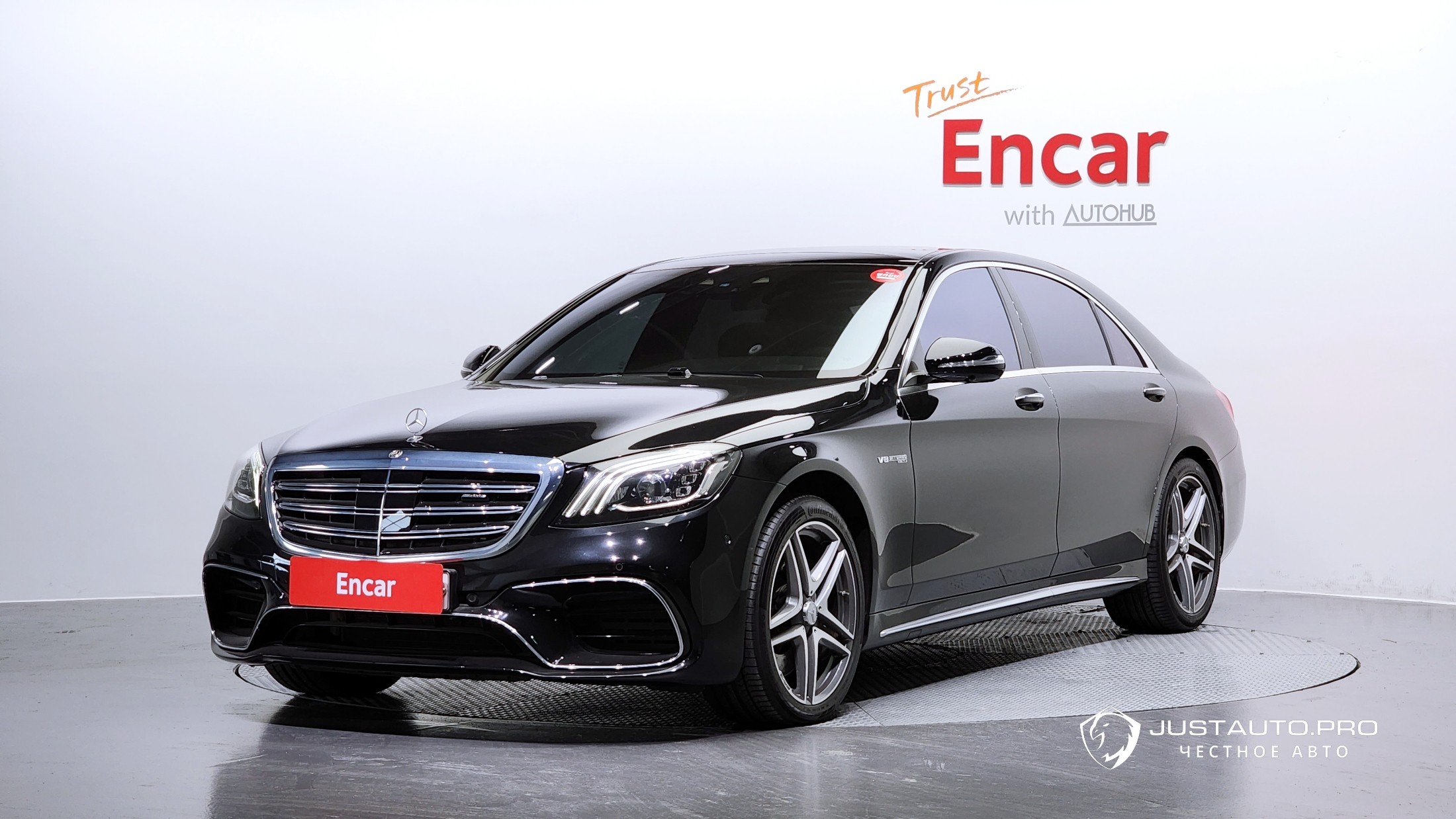Автомобиль Mercedes-Benz S-Class