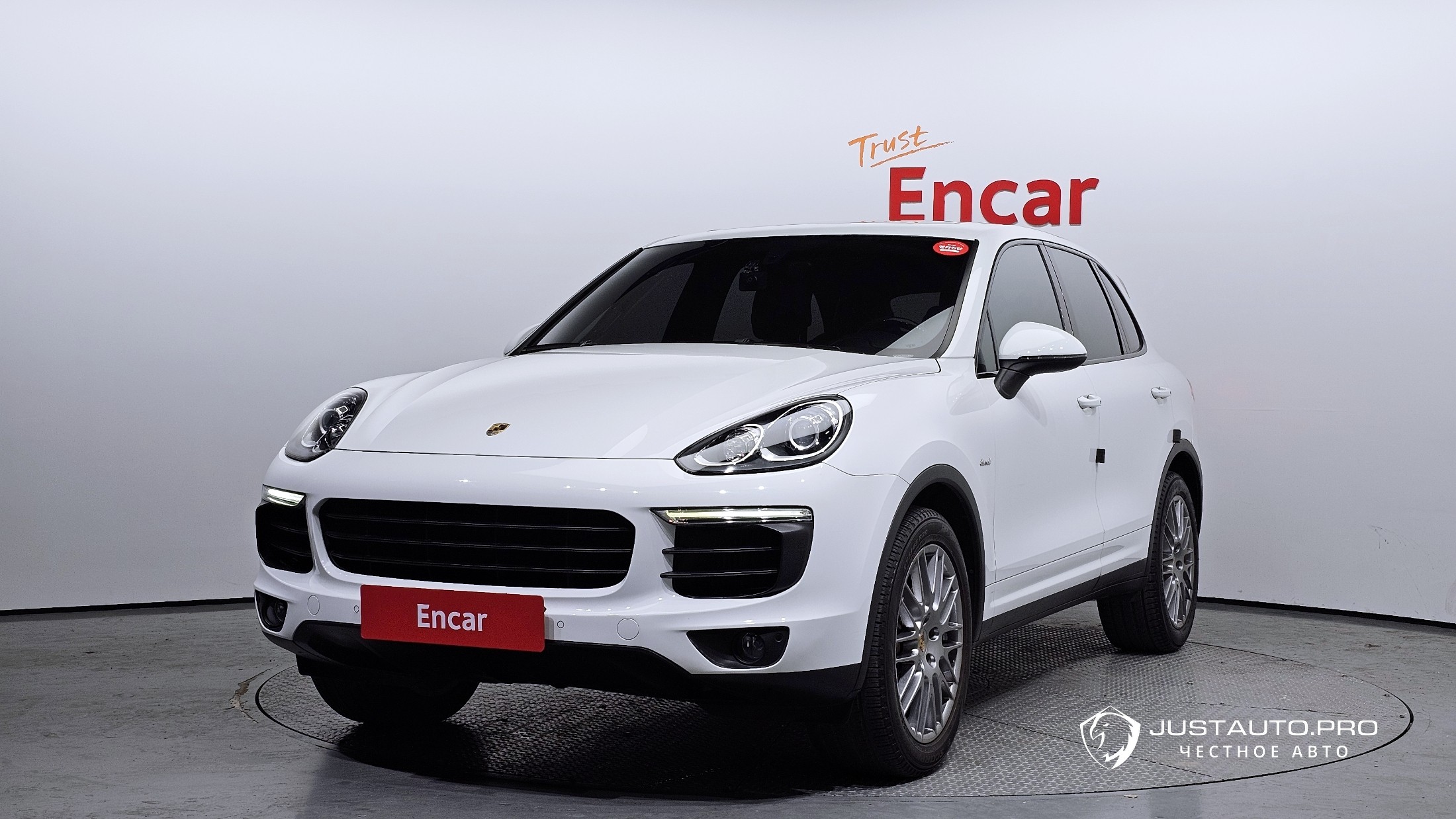 Автомобиль Porsche Cayenne