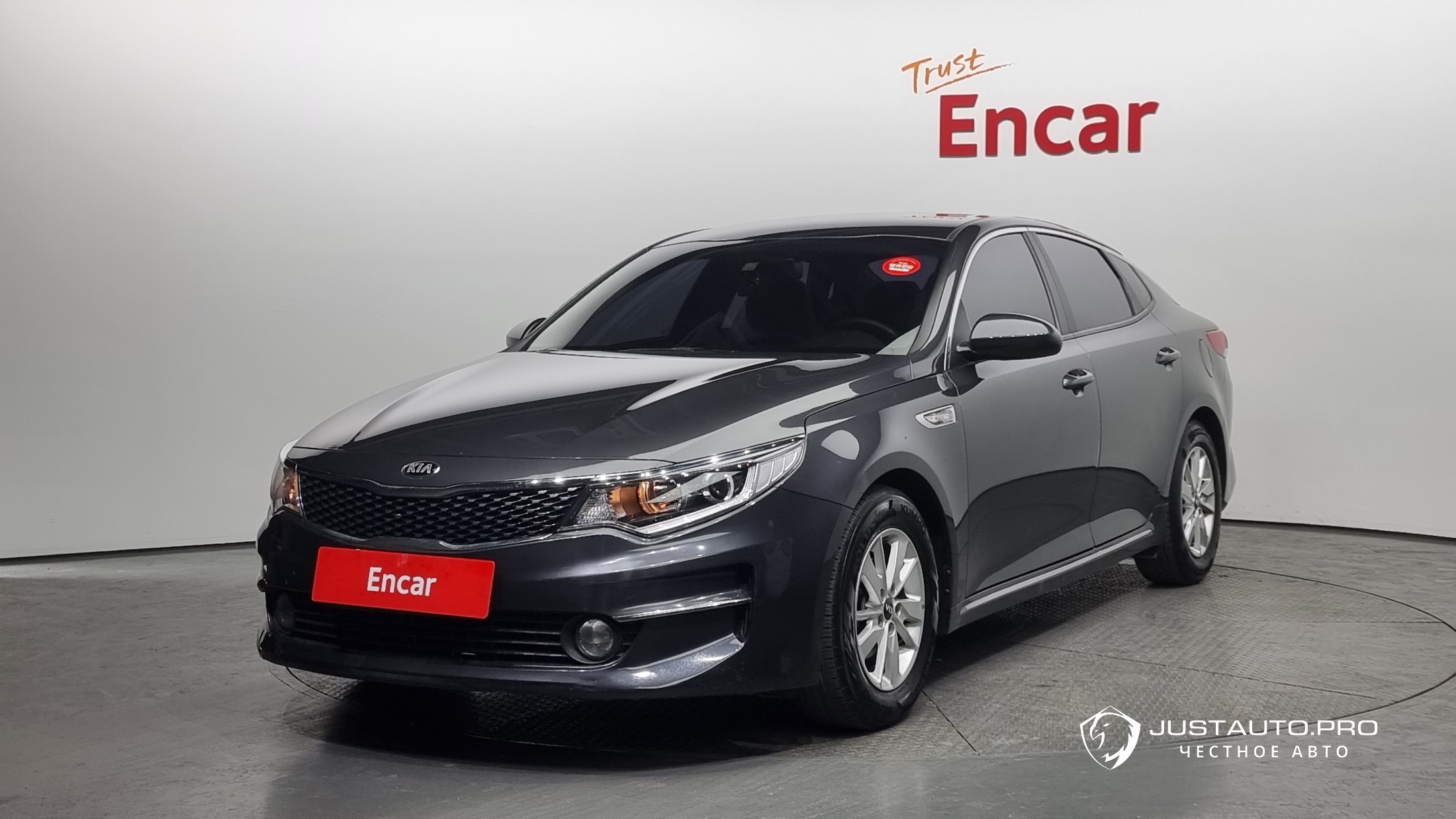 Автомобиль Kia K5