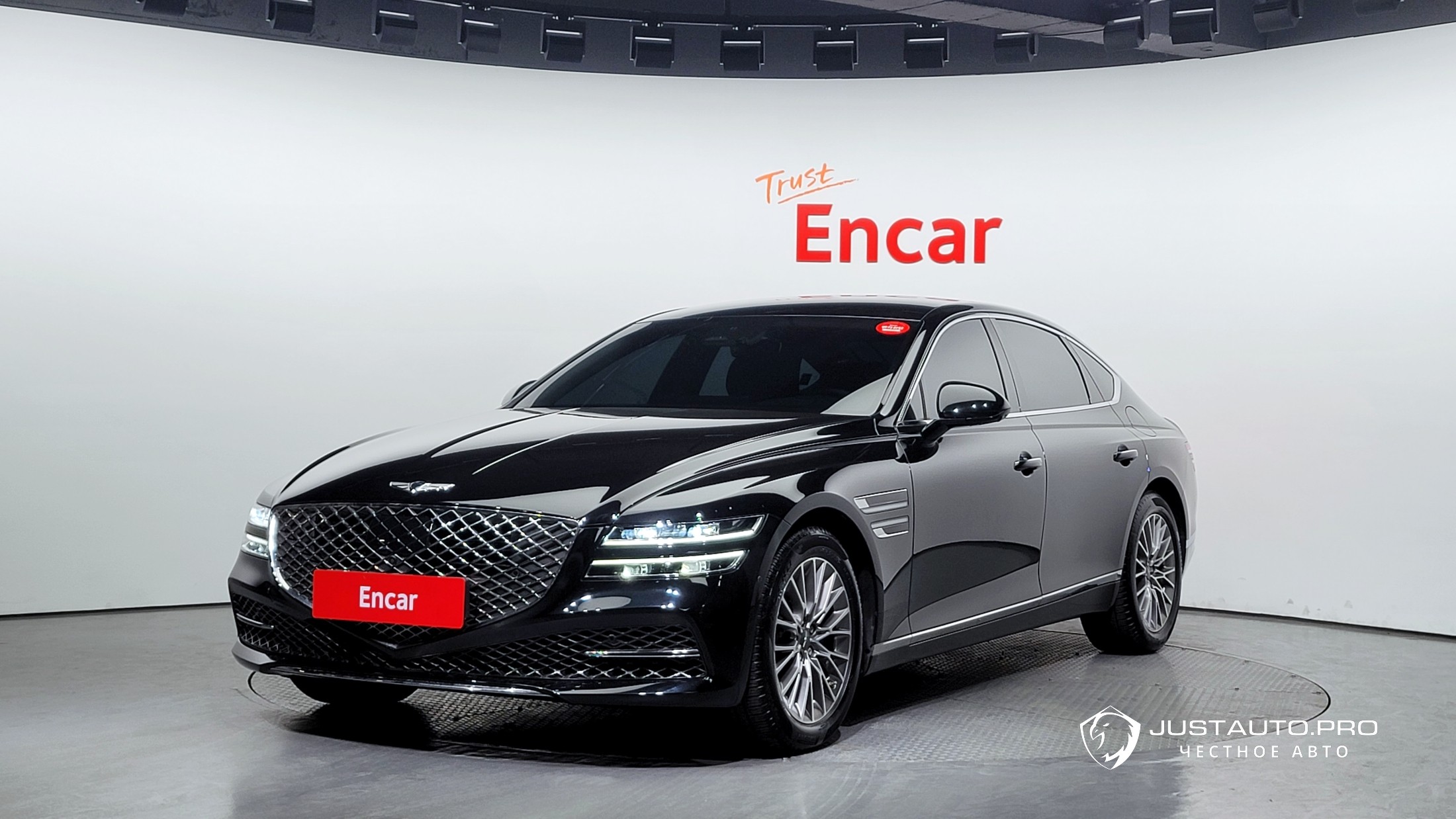 Автомобиль Genesis G80