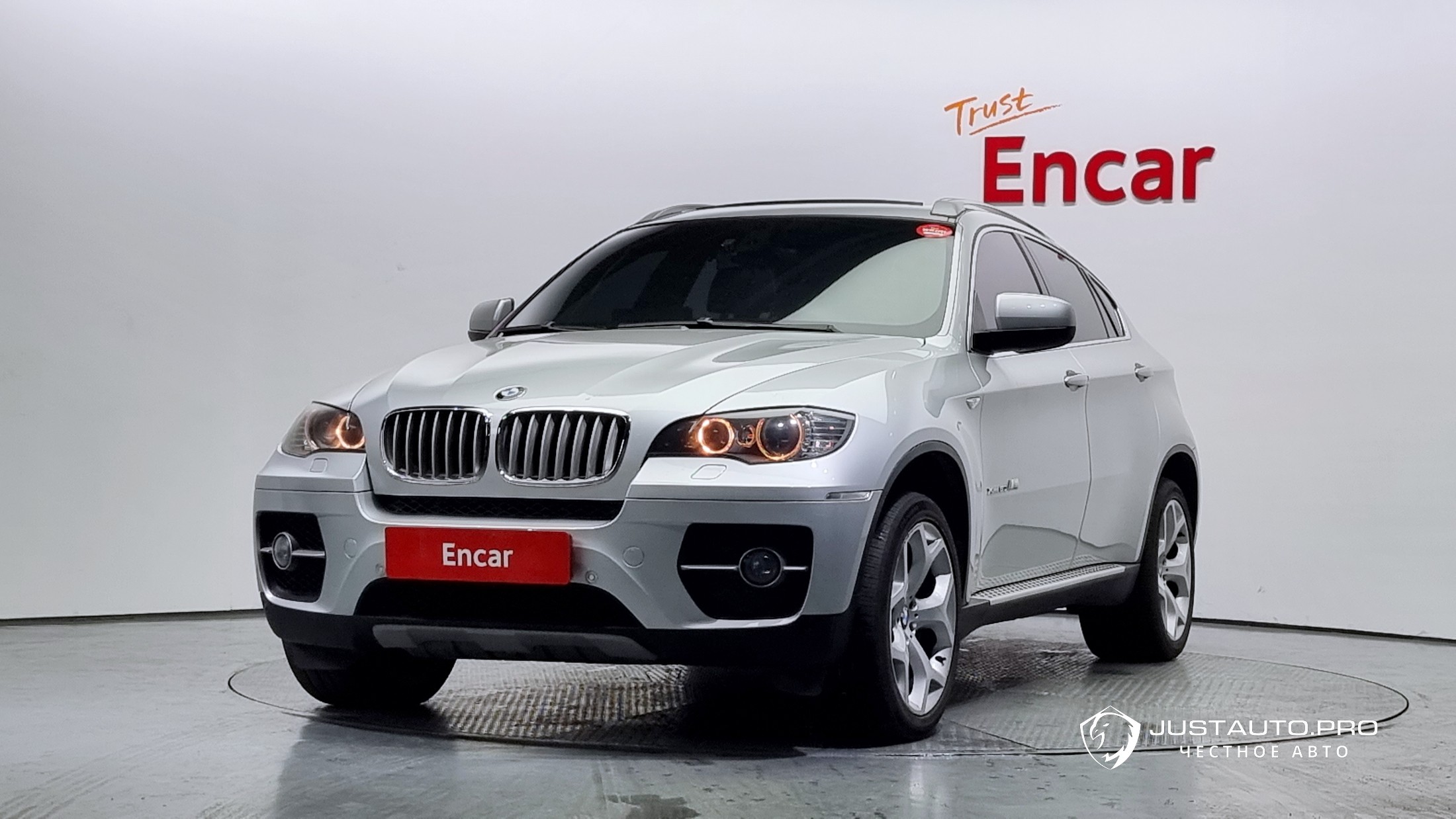 Автомобиль BMW X6