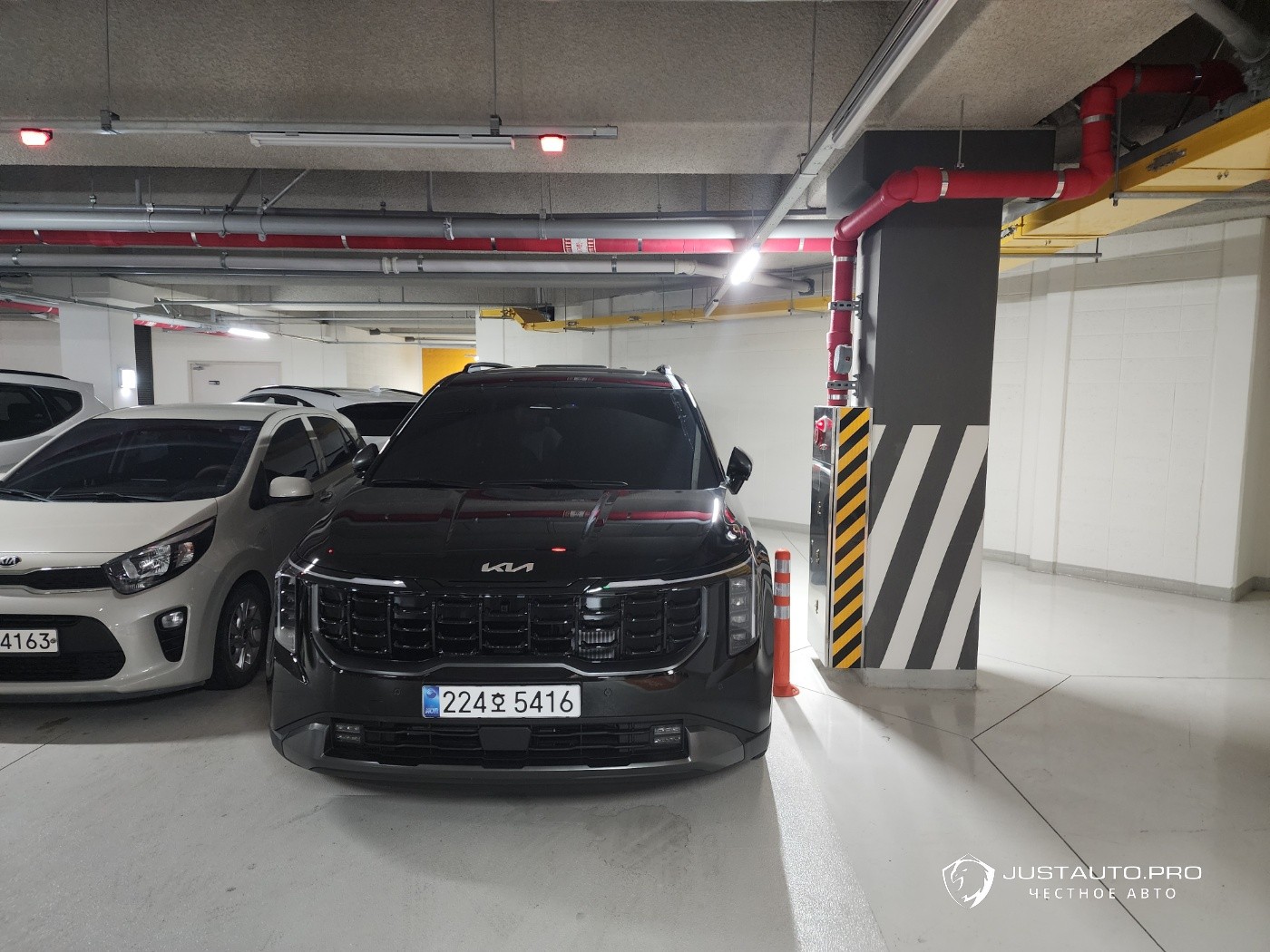 Автомобиль Kia Canival