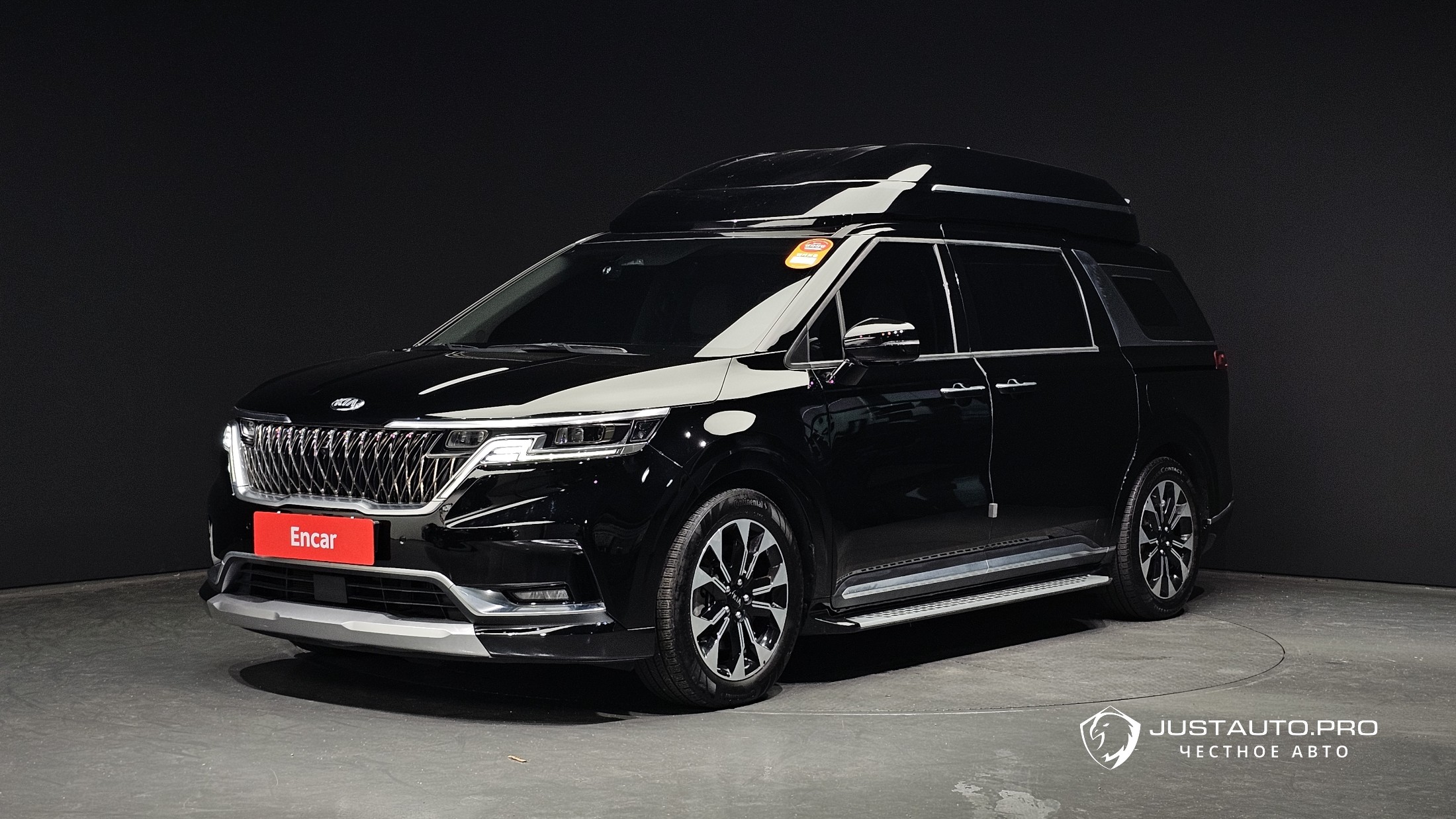 Автомобиль Kia Canival