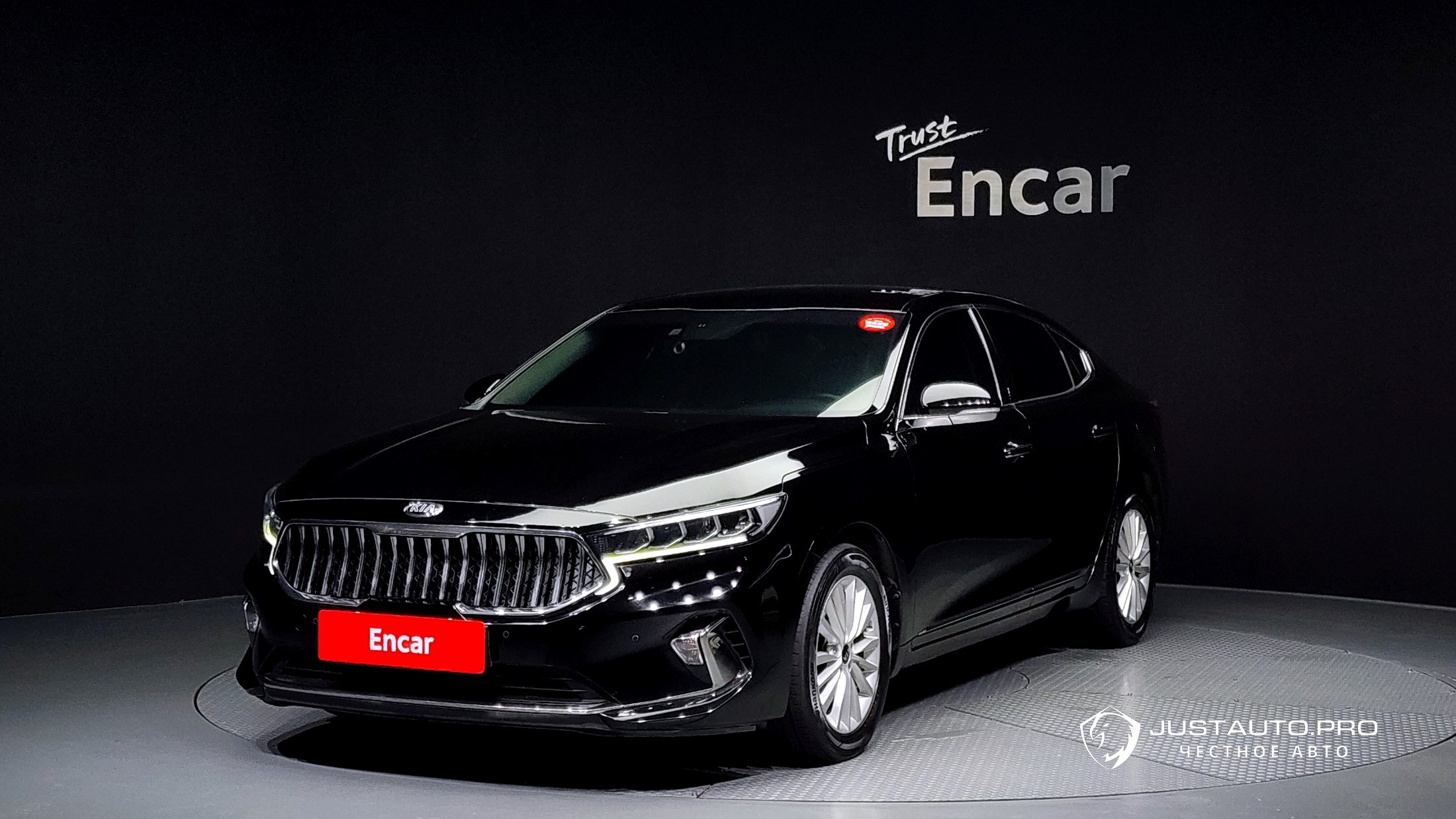 Автомобиль Kia K7