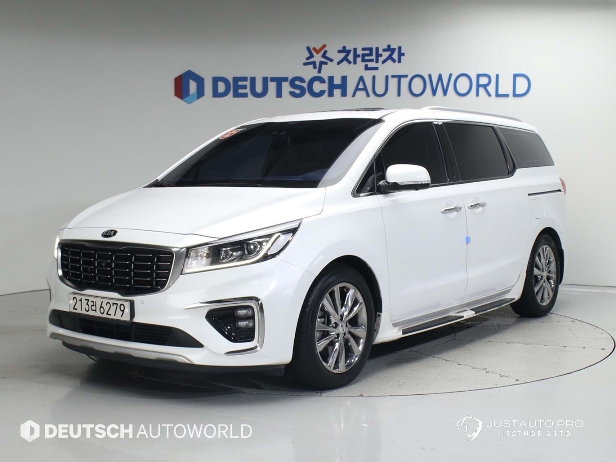 Автомобиль Kia Canival