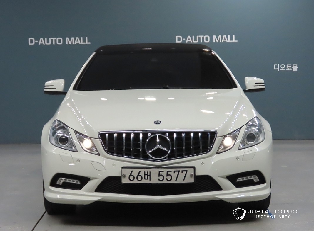 Автомобиль Mercedes-Benz E-Class
