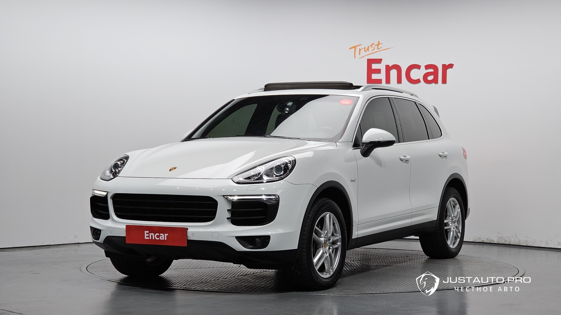 Автомобиль Porsche Cayenne