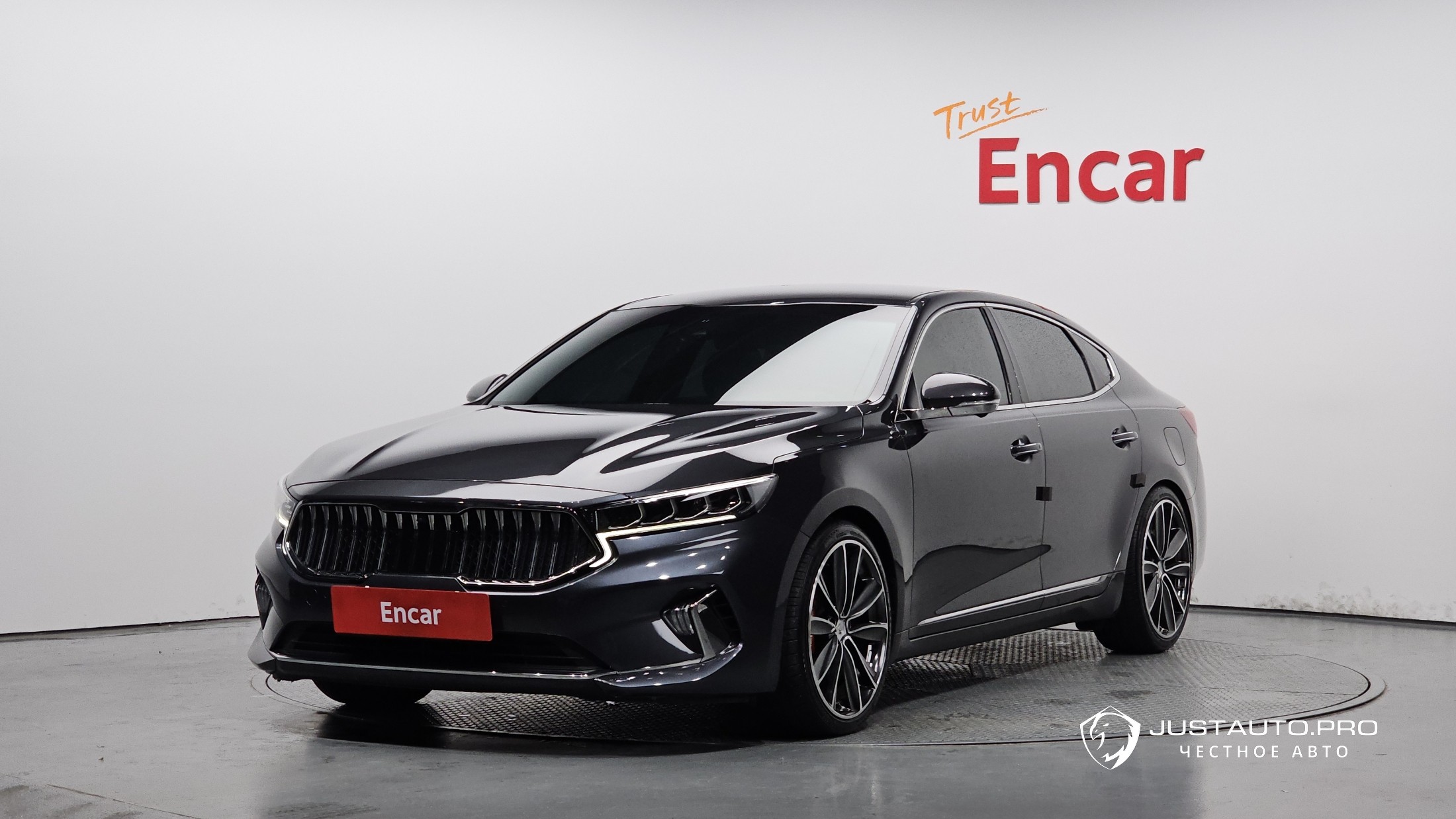 Автомобиль Kia K7