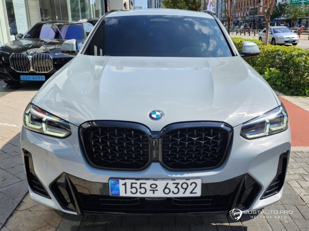 Автомобиль BMW X4