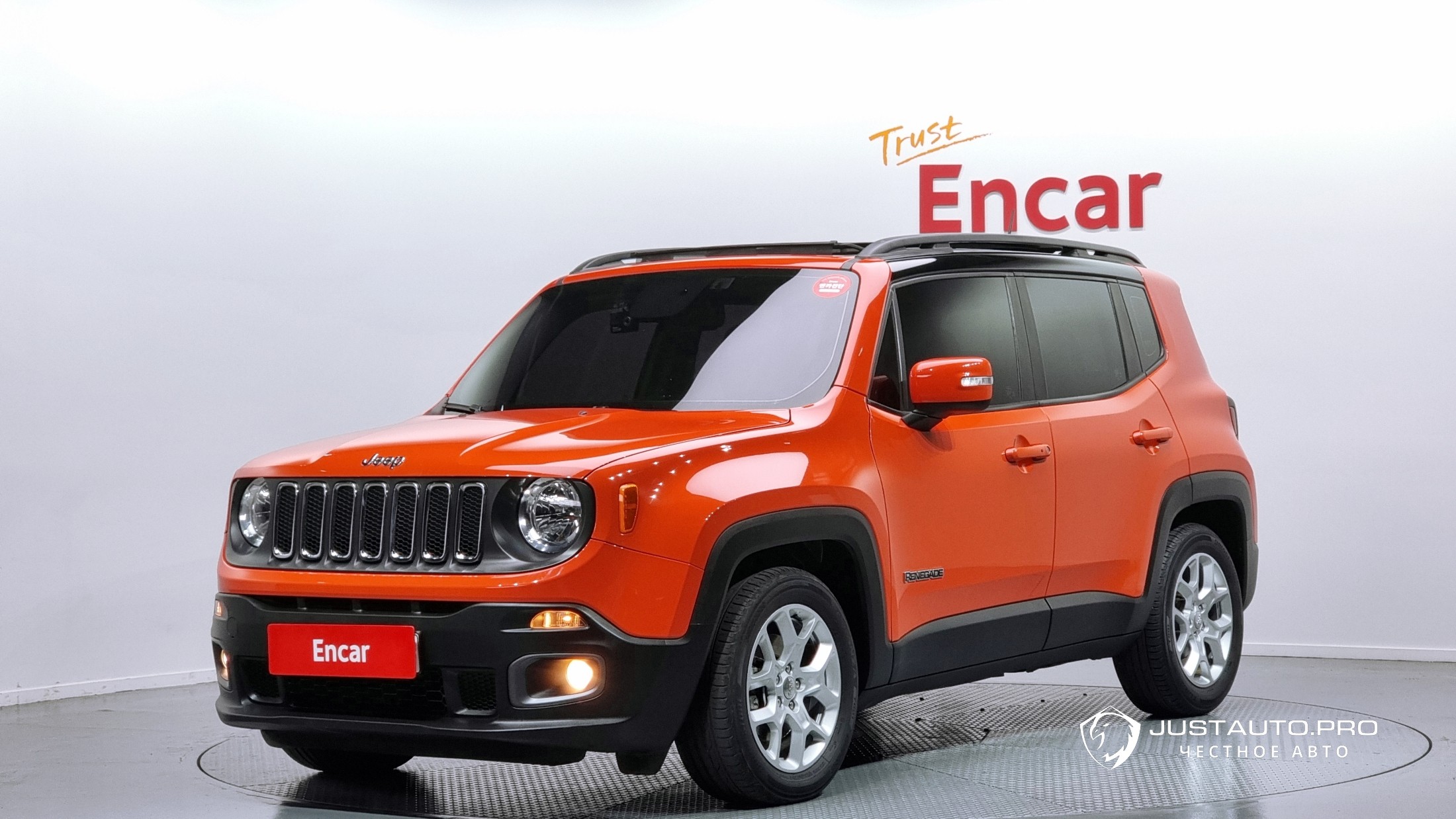 Автомобиль Jeep Renegade