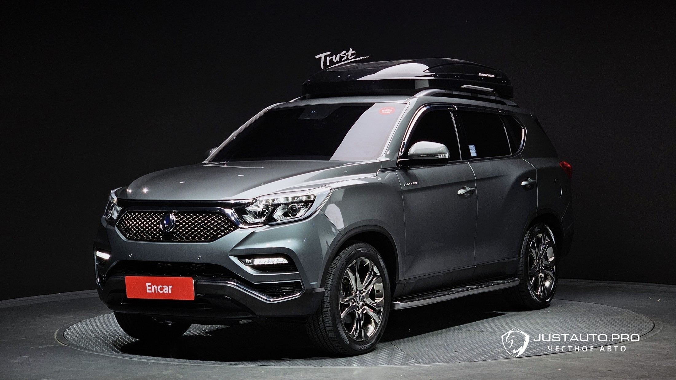 Автомобиль KG_Mobility_Ssangyong Rexton