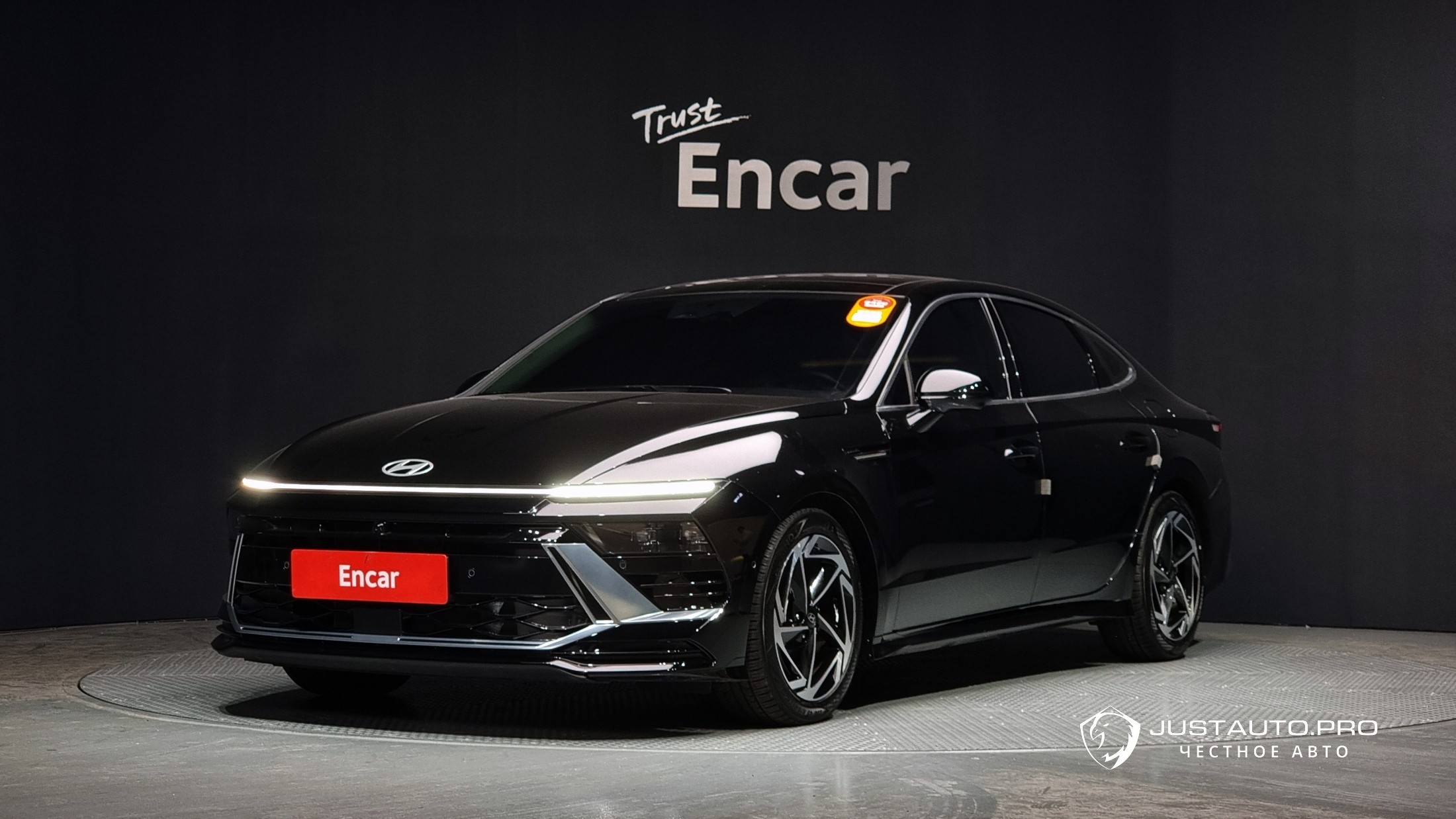 Автомобиль Hyundai Sonata