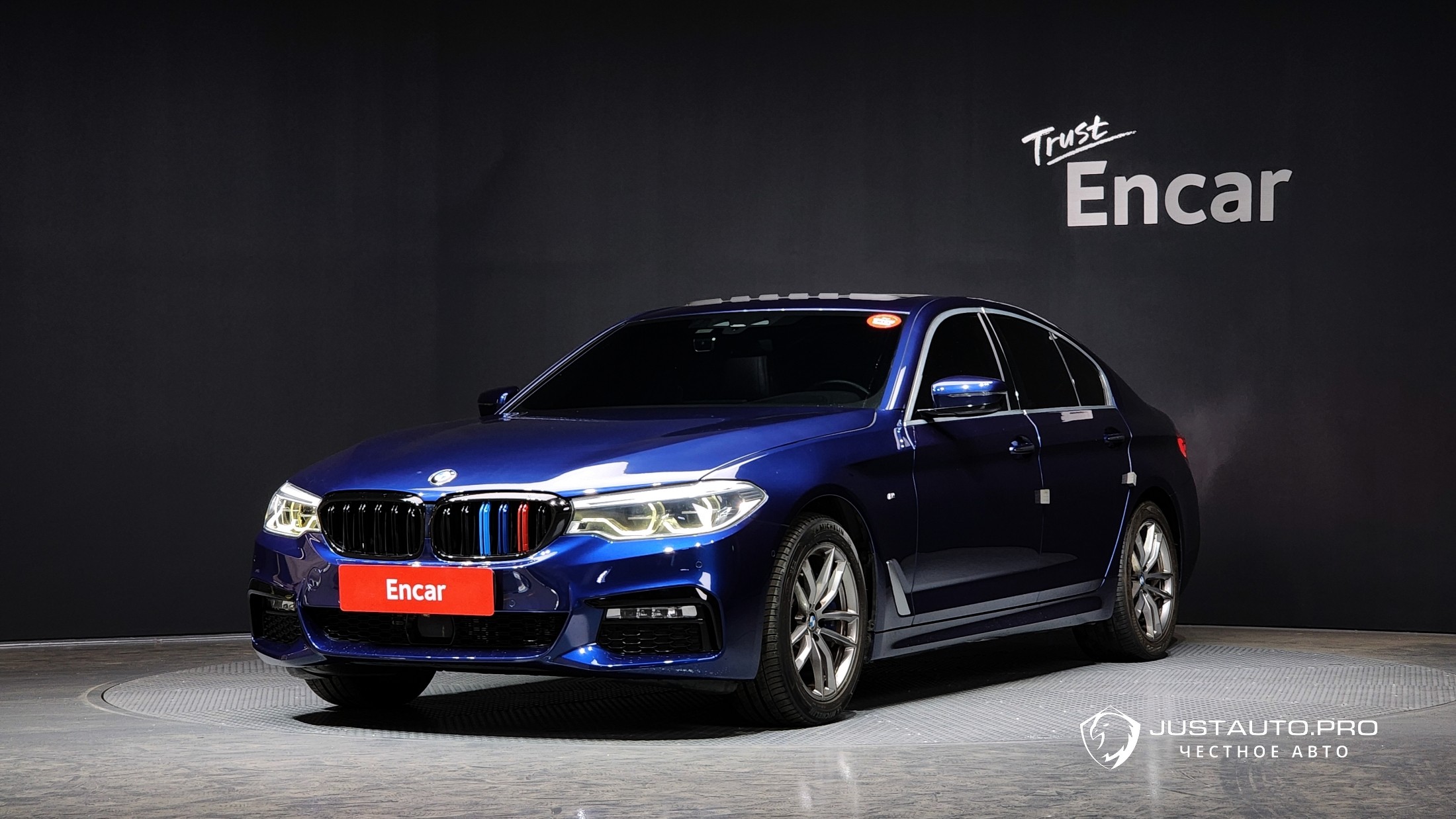 Автомобиль BMW 5-Series