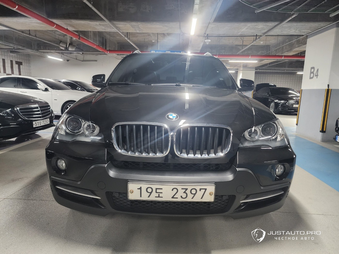 Автомобиль BMW X5