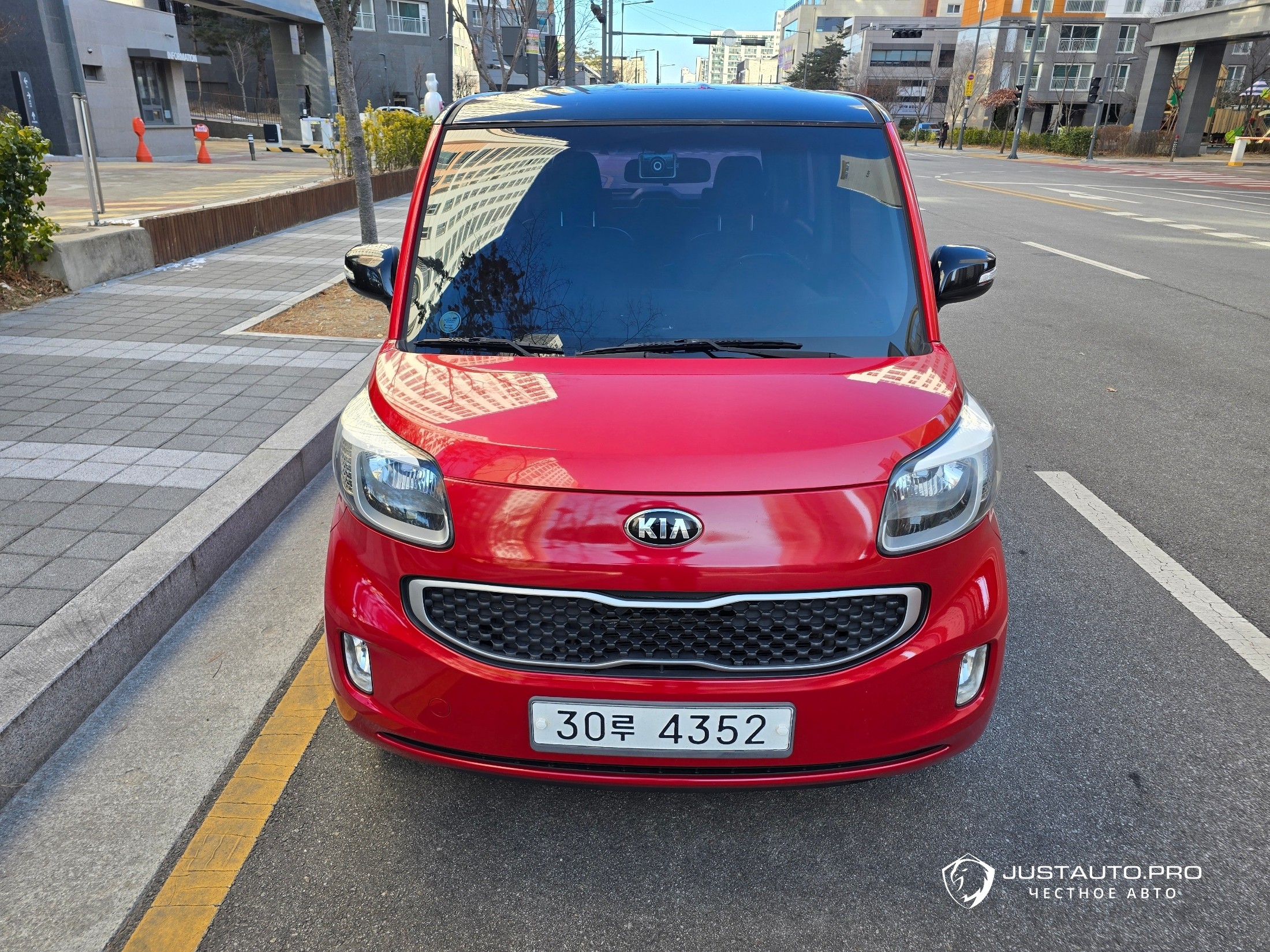 Автомобиль Kia RAY