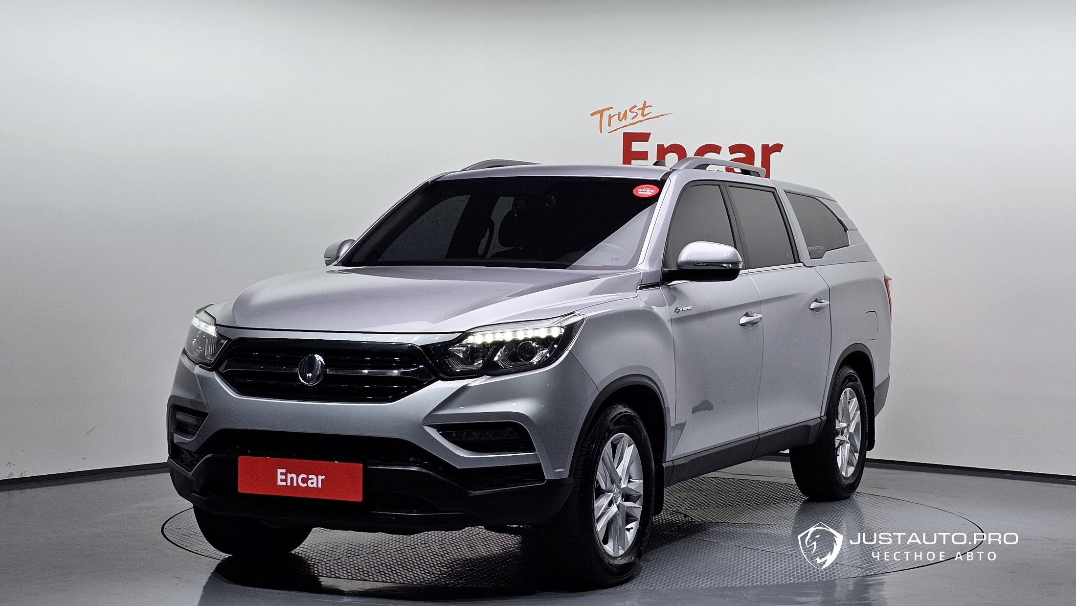 Автомобиль KG_Mobility_Ssangyong Rexton