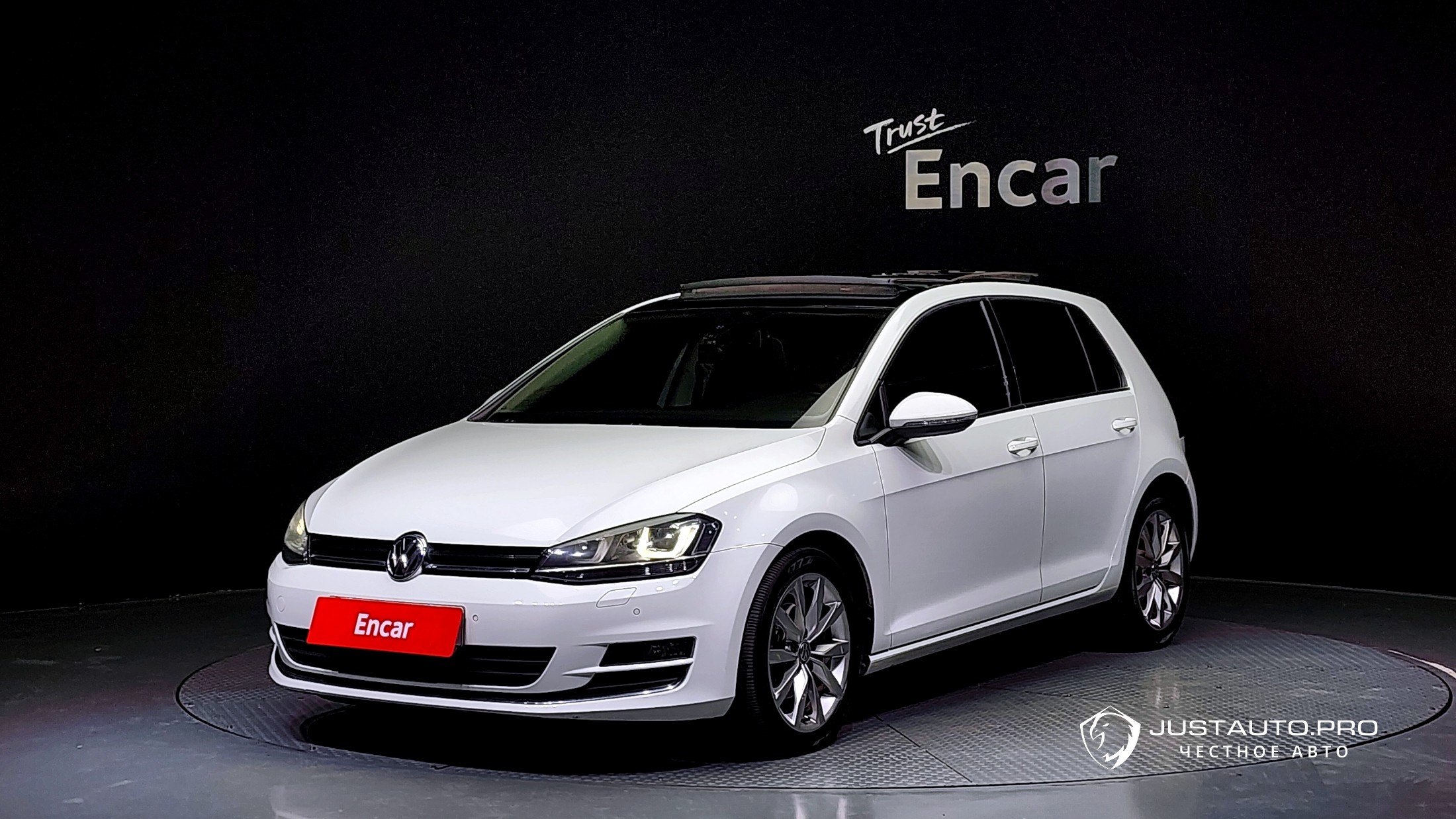 Автомобиль Volkswagen Golf