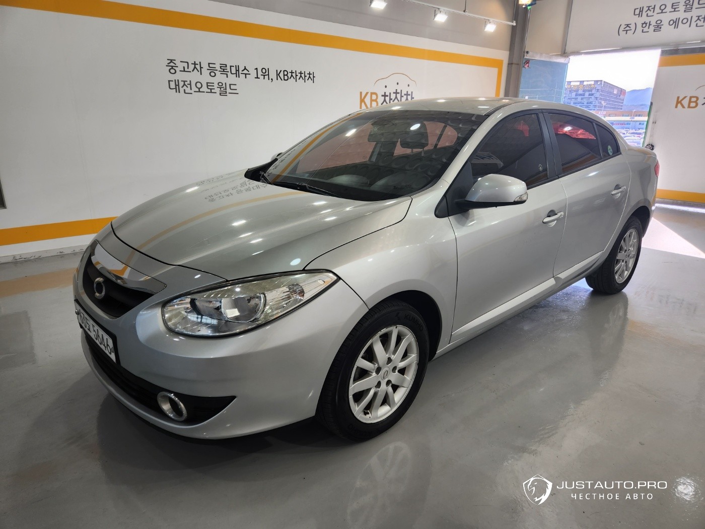 Автомобиль Renault-KoreaSamsung SM3