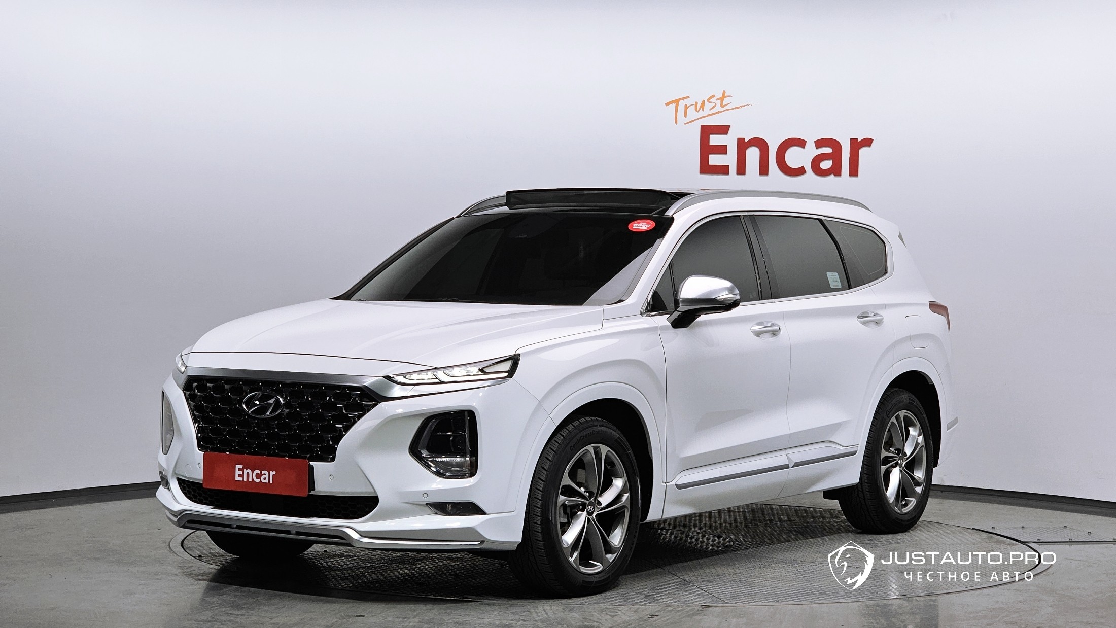 Автомобиль Hyundai Santafe