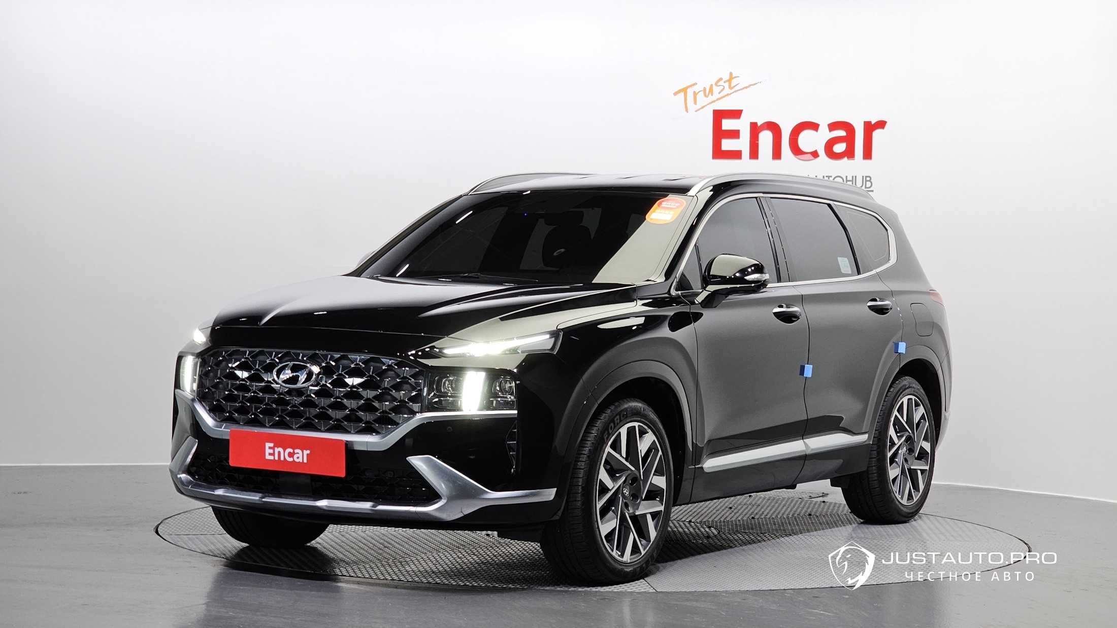 Автомобиль Hyundai Santafe