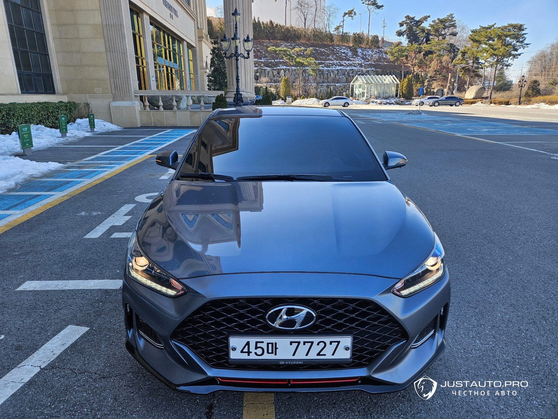 Автомобиль Hyundai Veloster