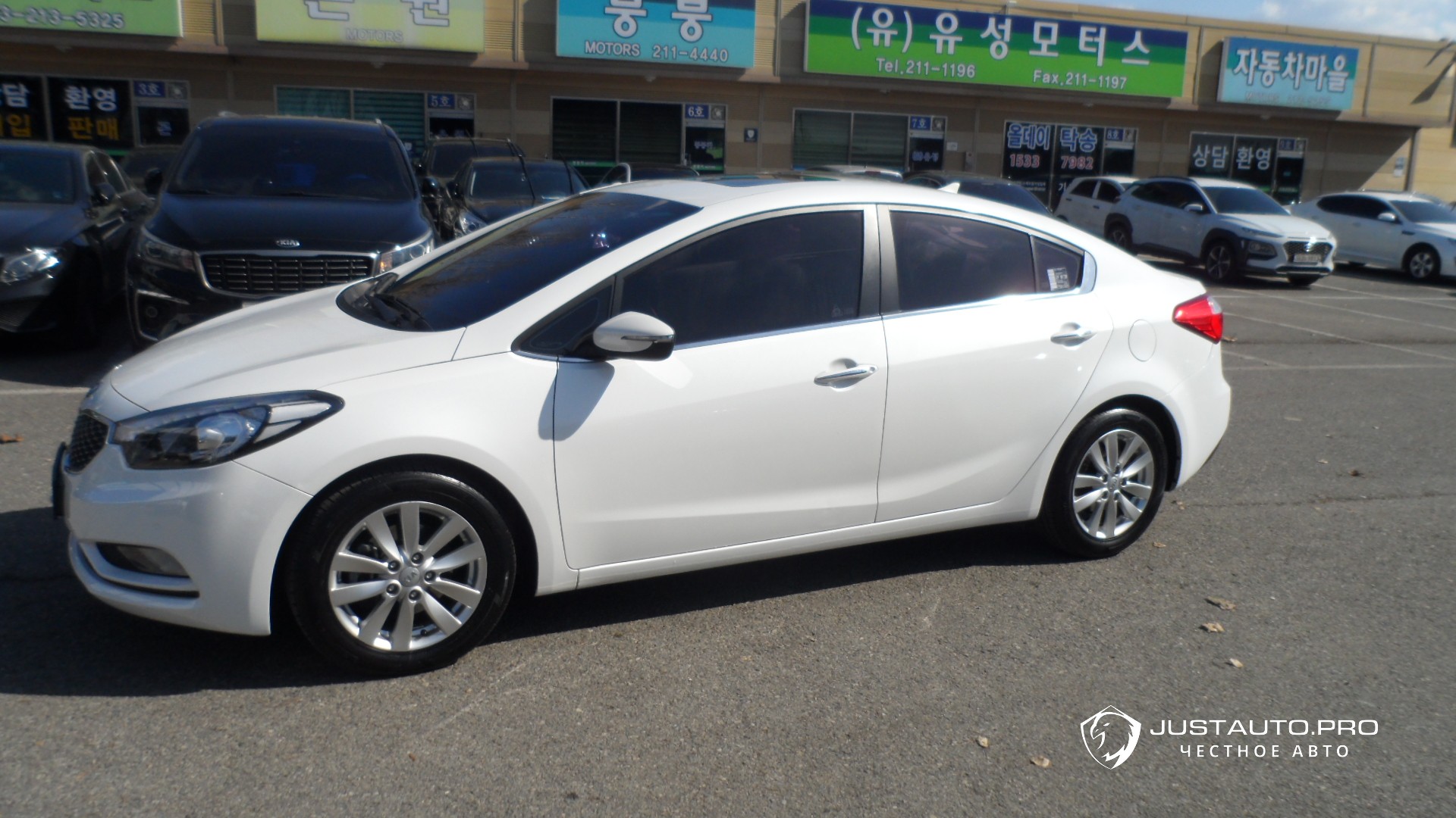 Автомобиль Kia K3