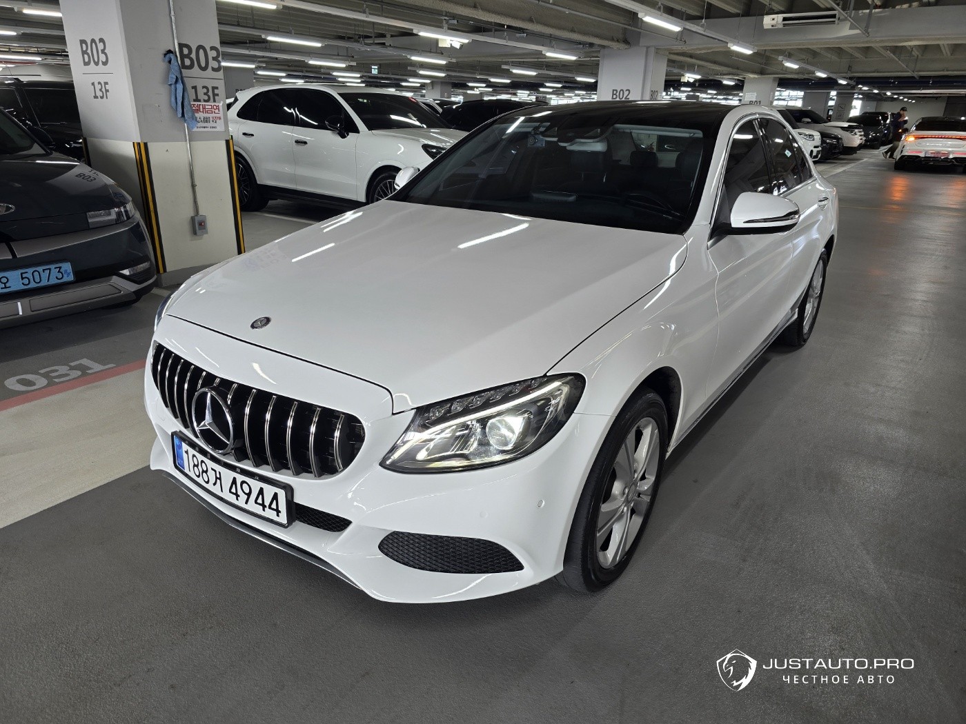 Автомобиль Mercedes-Benz C-Class