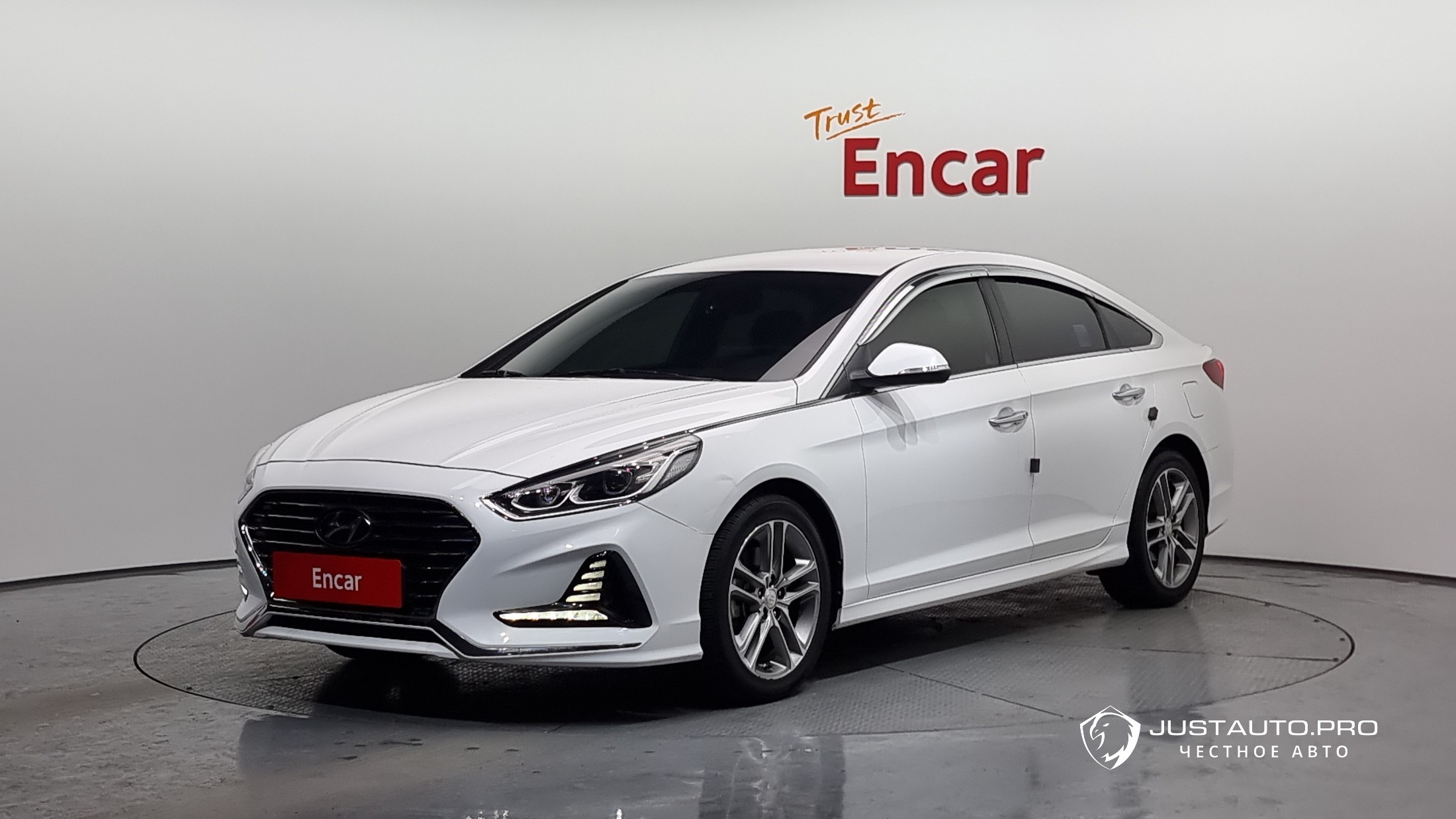 Автомобиль Hyundai Sonata