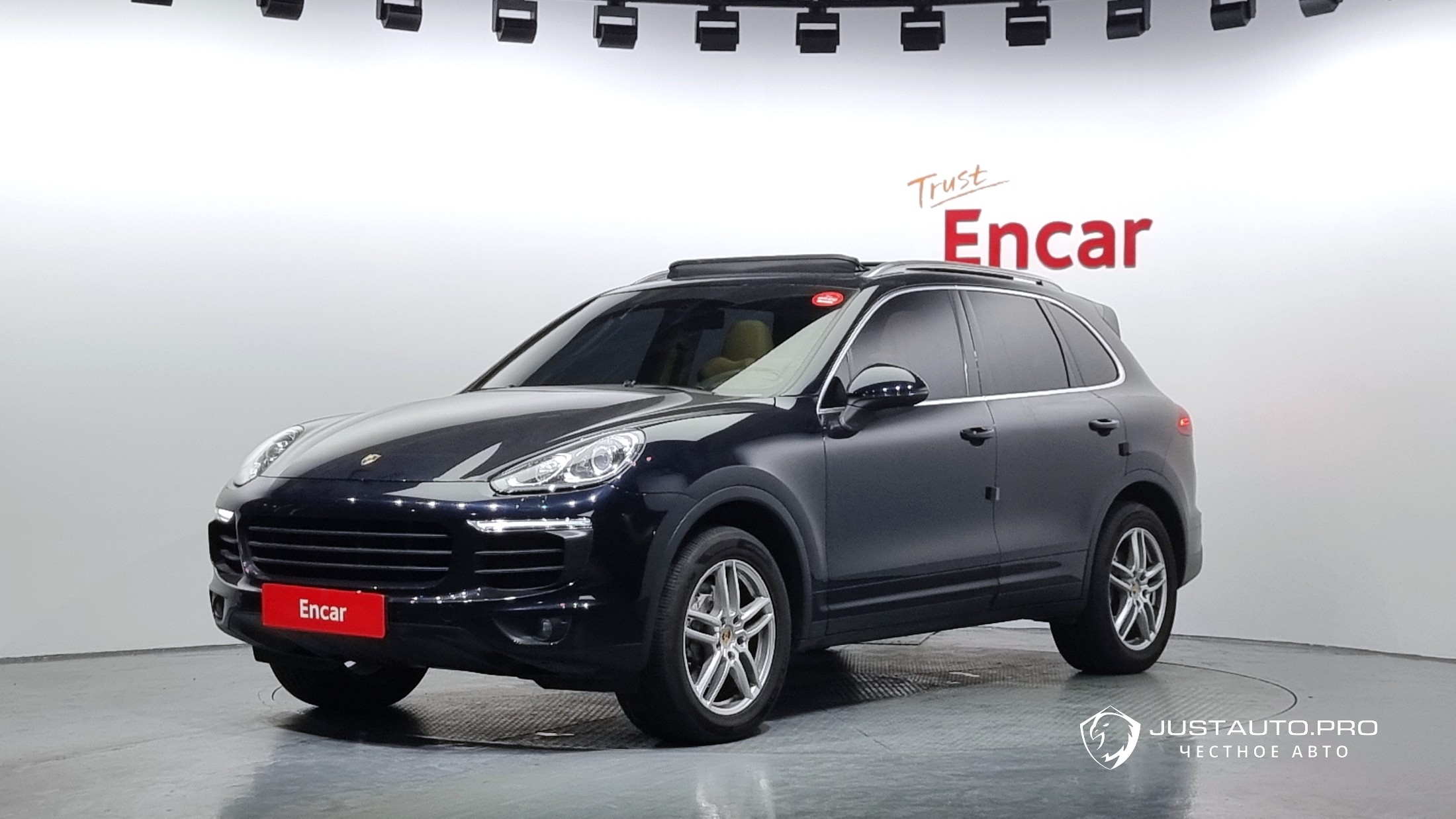Автомобиль Porsche Cayenne