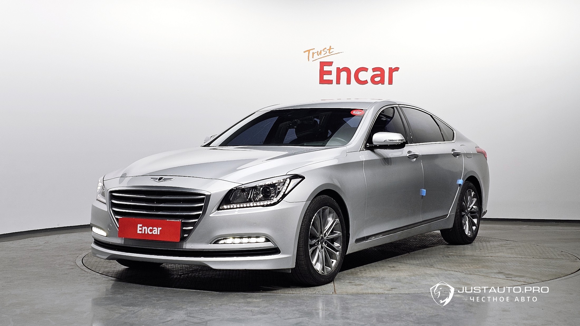 Автомобиль Hyundai Genesis