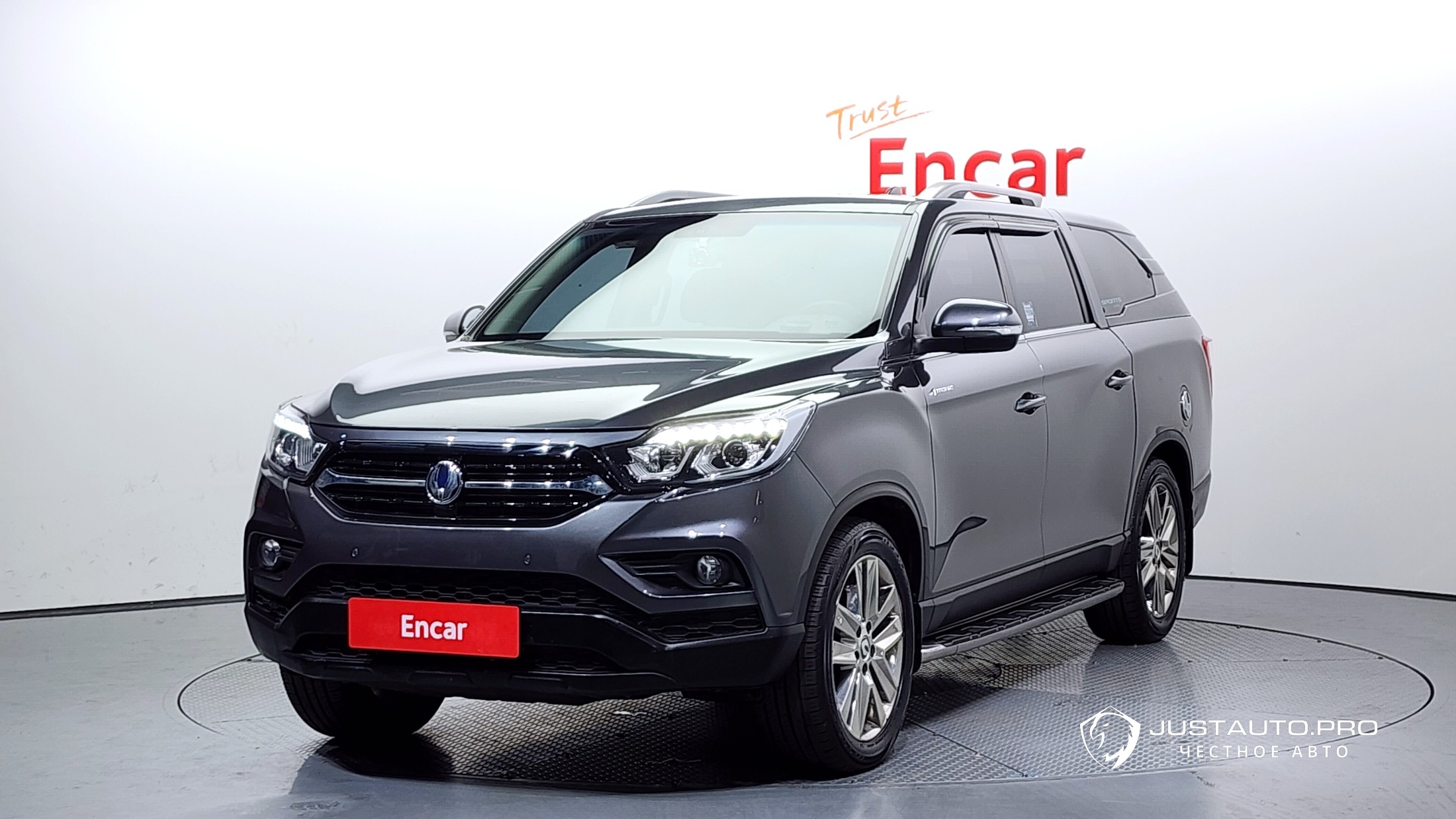 Автомобиль KG_Mobility_Ssangyong Rexton