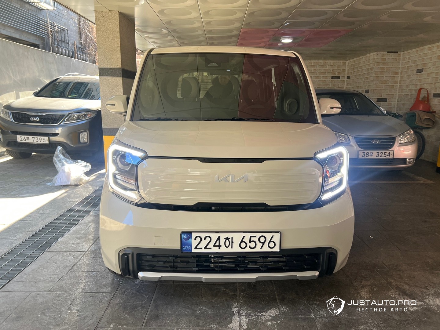 Автомобиль Kia RAY
