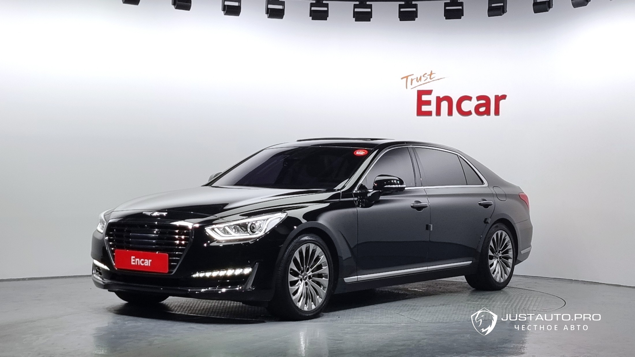 Автомобиль Genesis EQ900