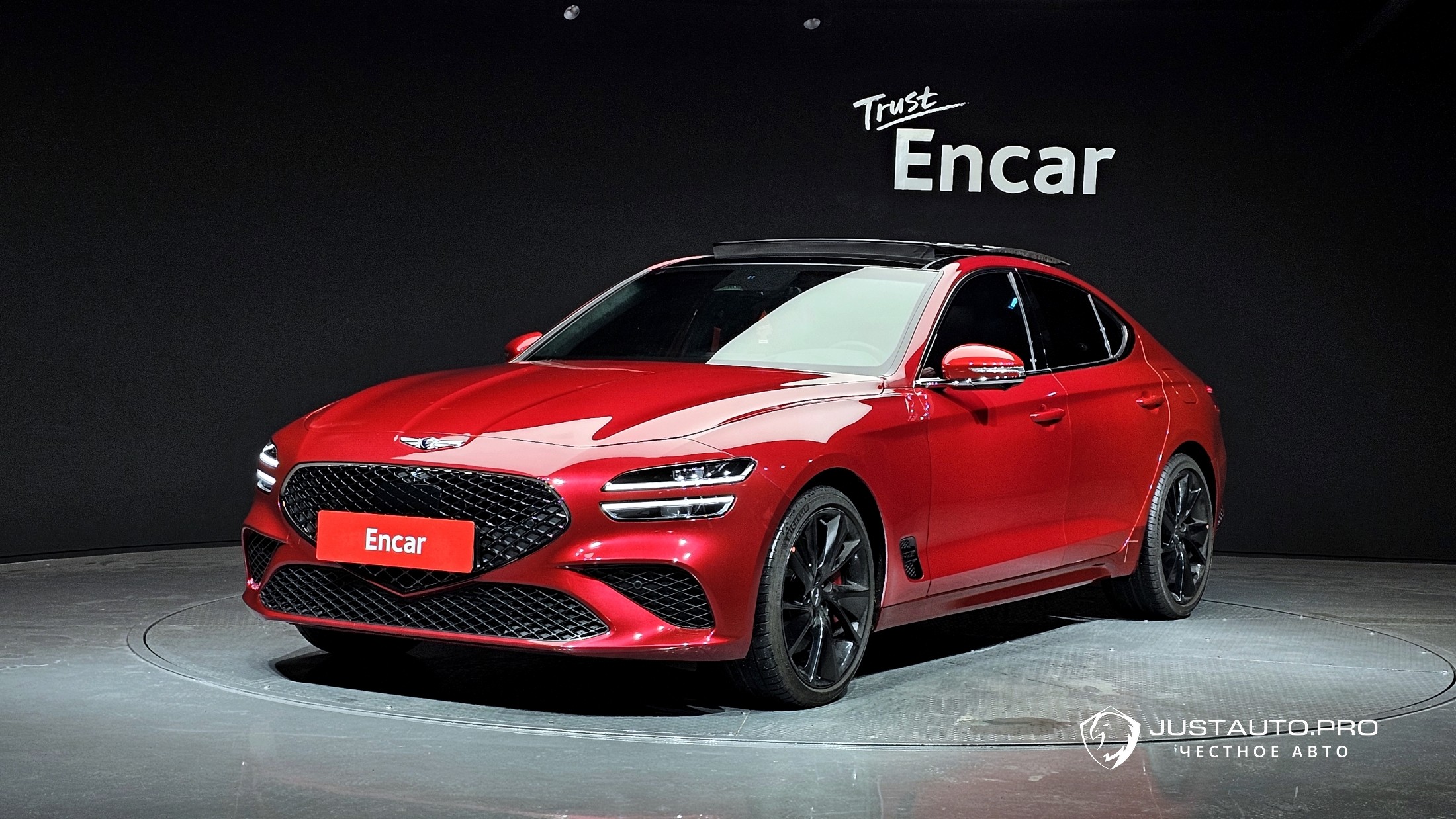 Автомобиль Genesis G70