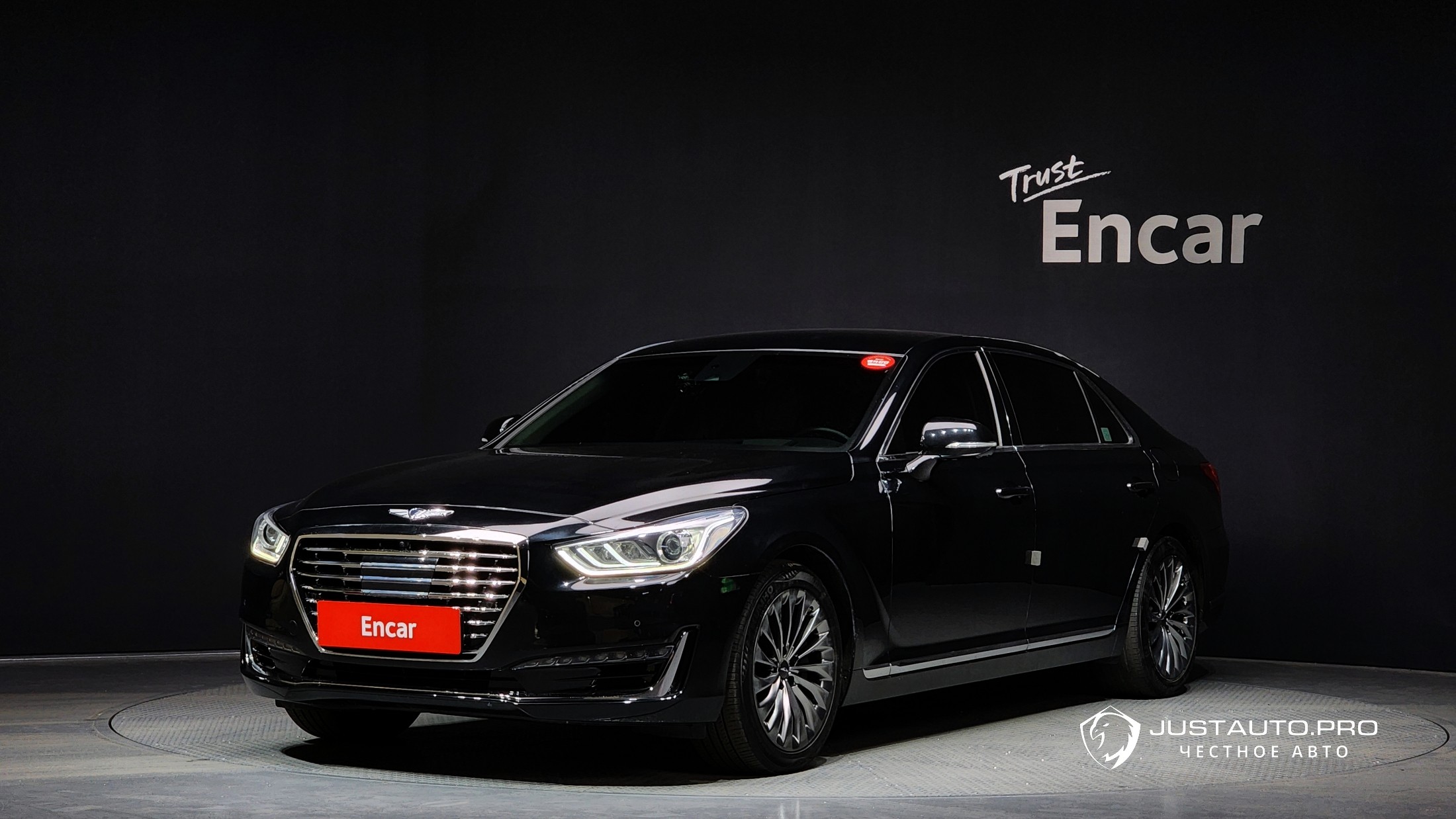 Автомобиль Genesis EQ900