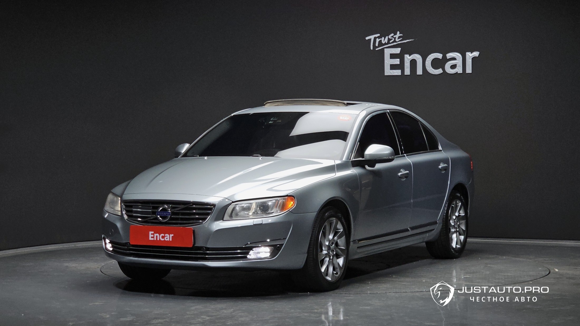 Автомобиль Volvo S80