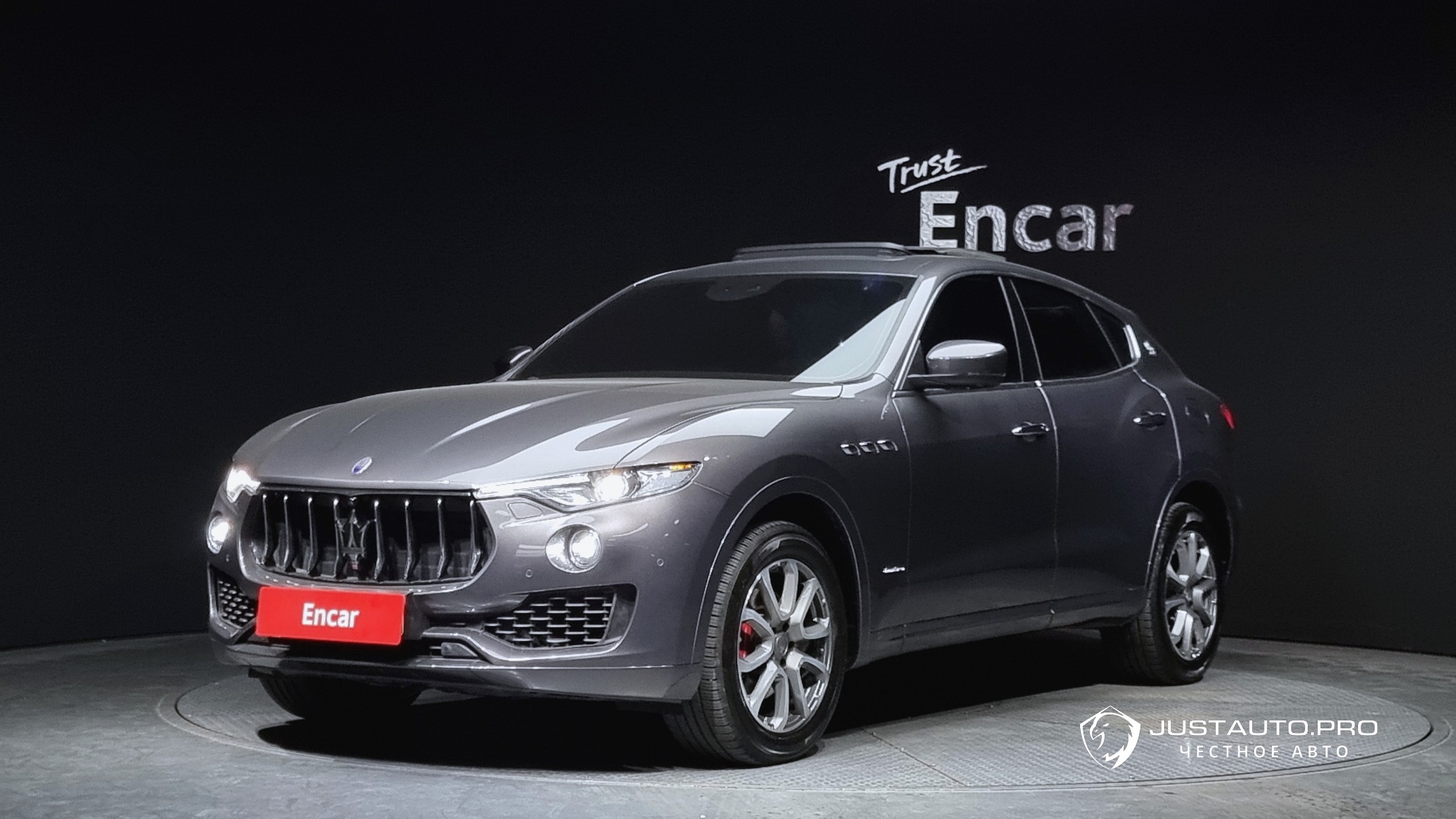 Автомобиль Maserati Levante