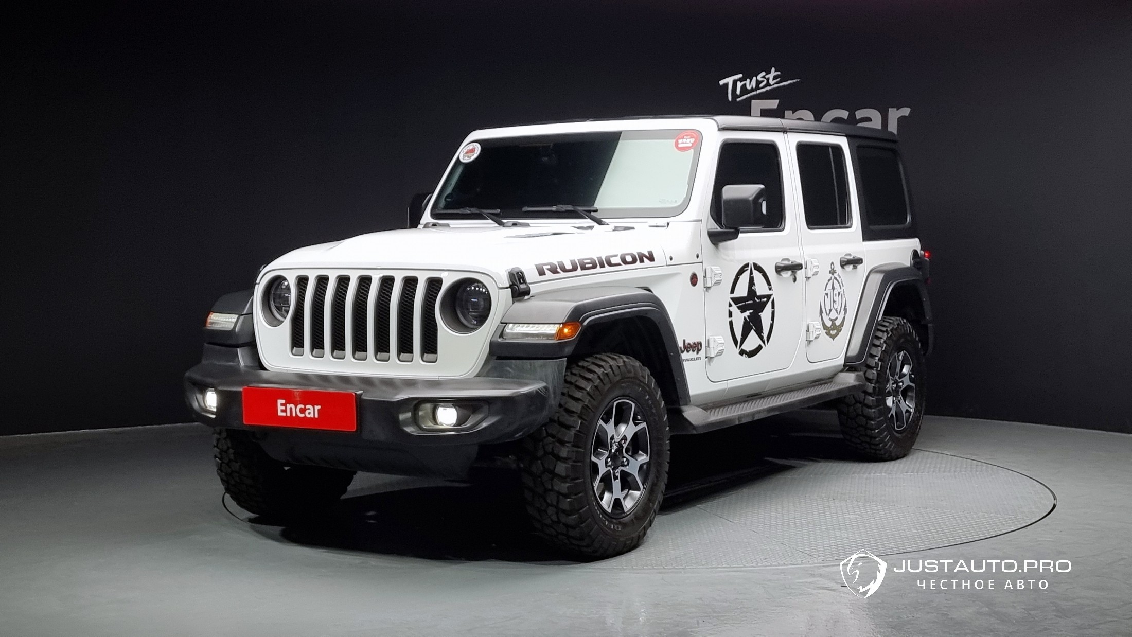 Автомобиль Jeep Wrangler