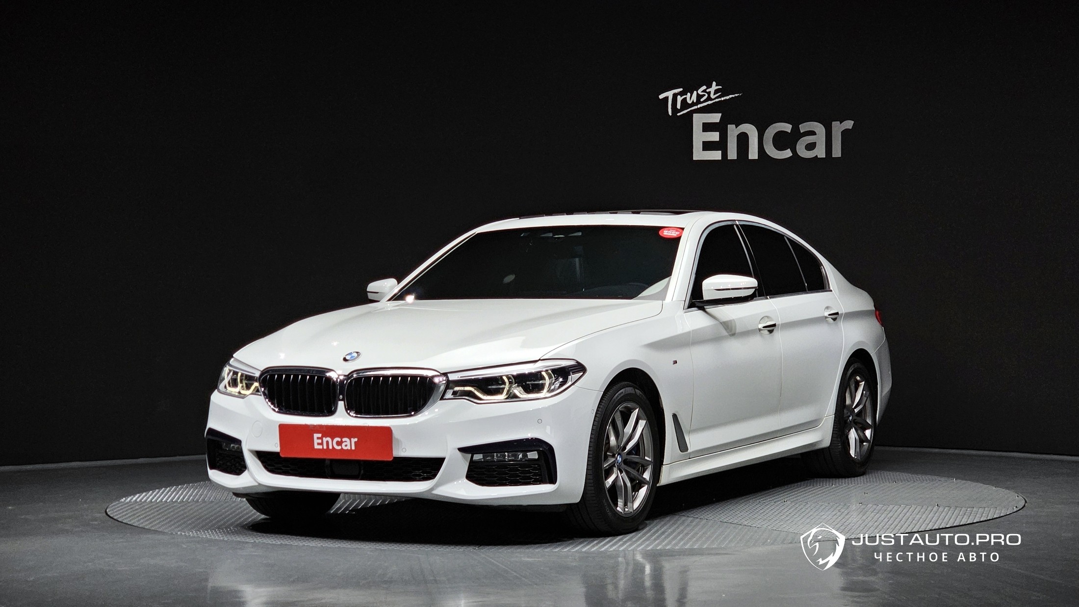Автомобиль BMW 5-Series