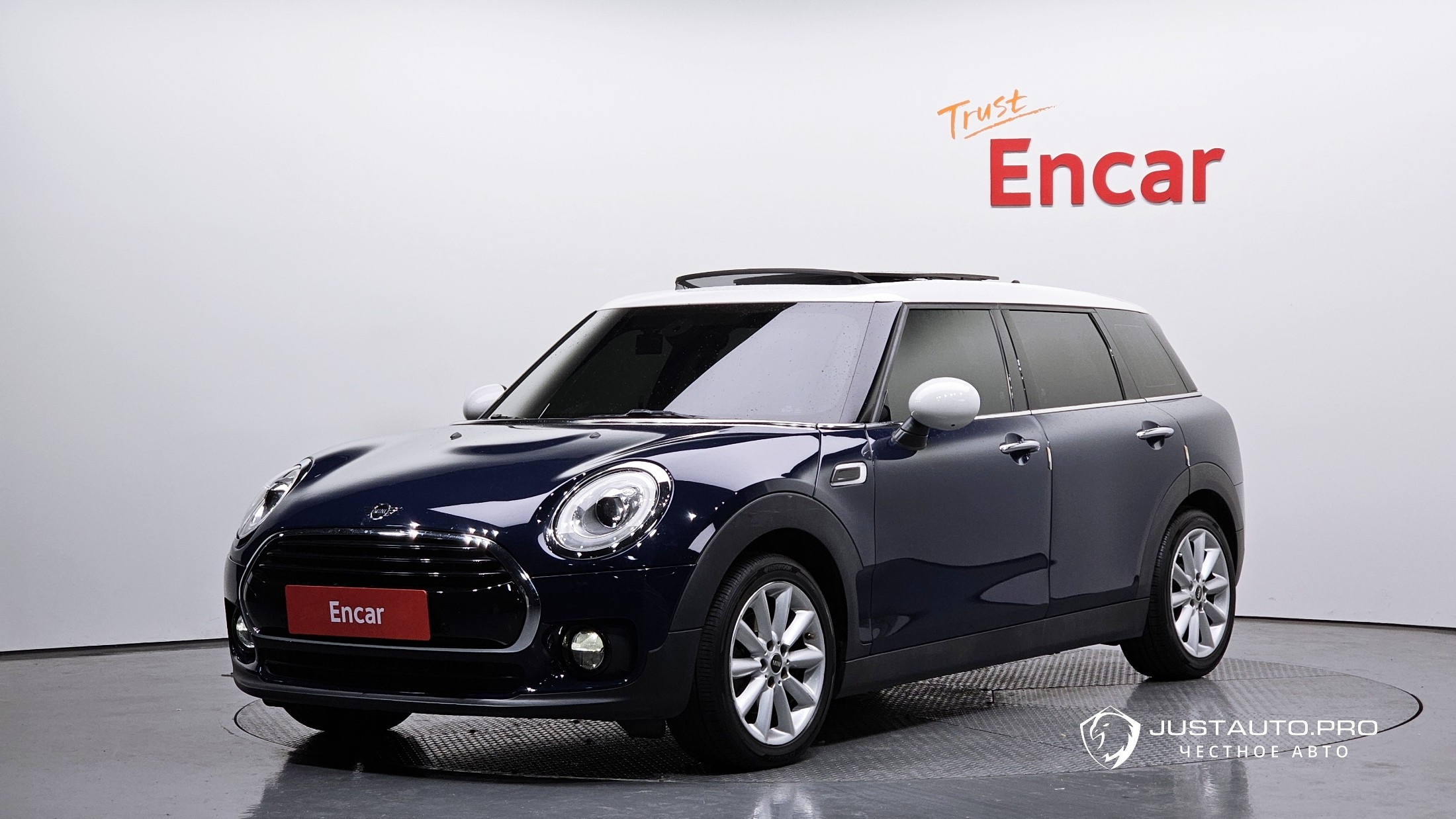 Автомобиль Mini Clubman