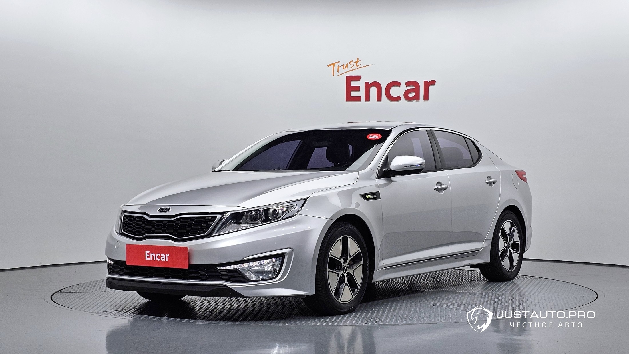 Автомобиль Kia K5