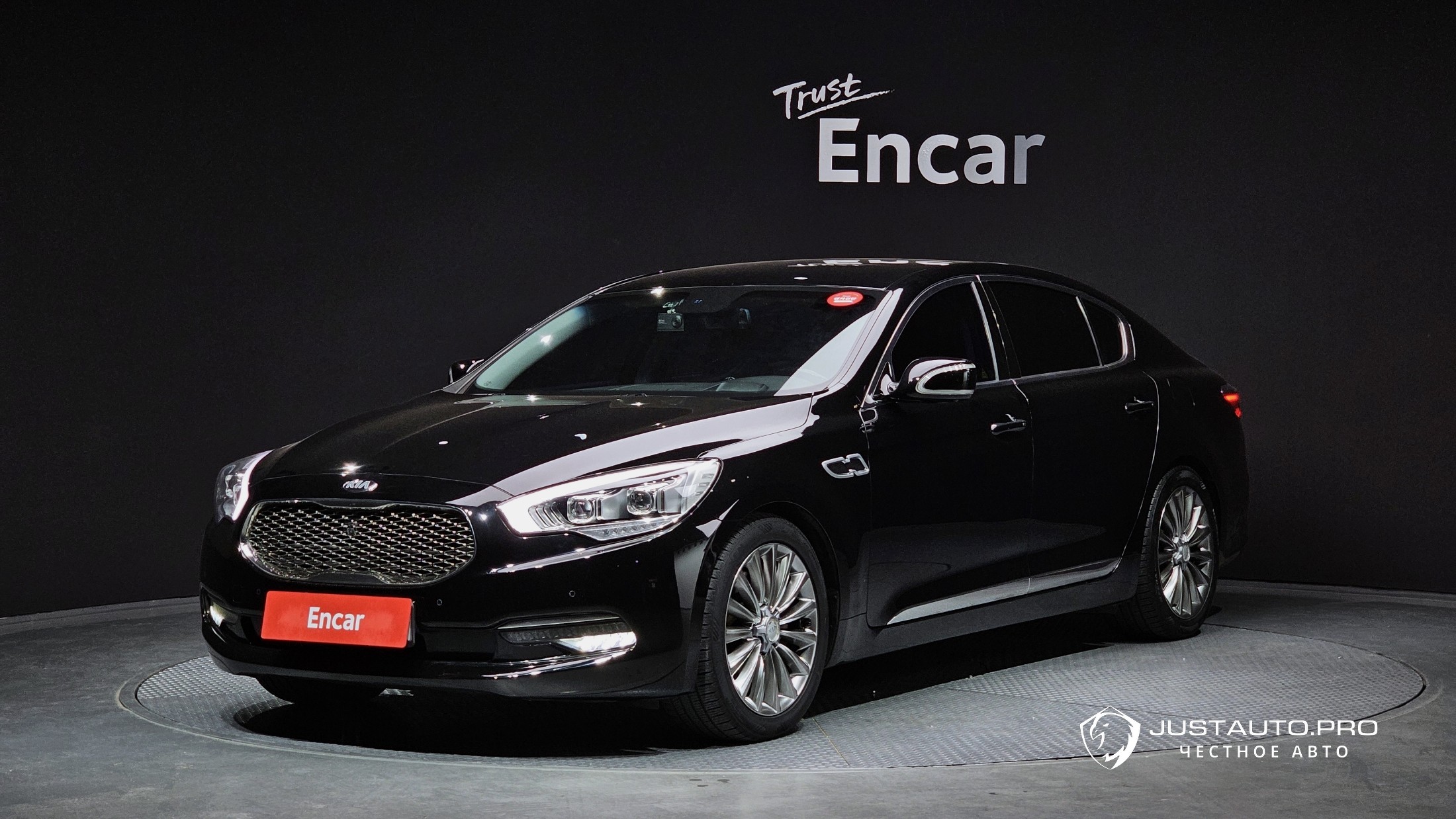Автомобиль Kia K9
