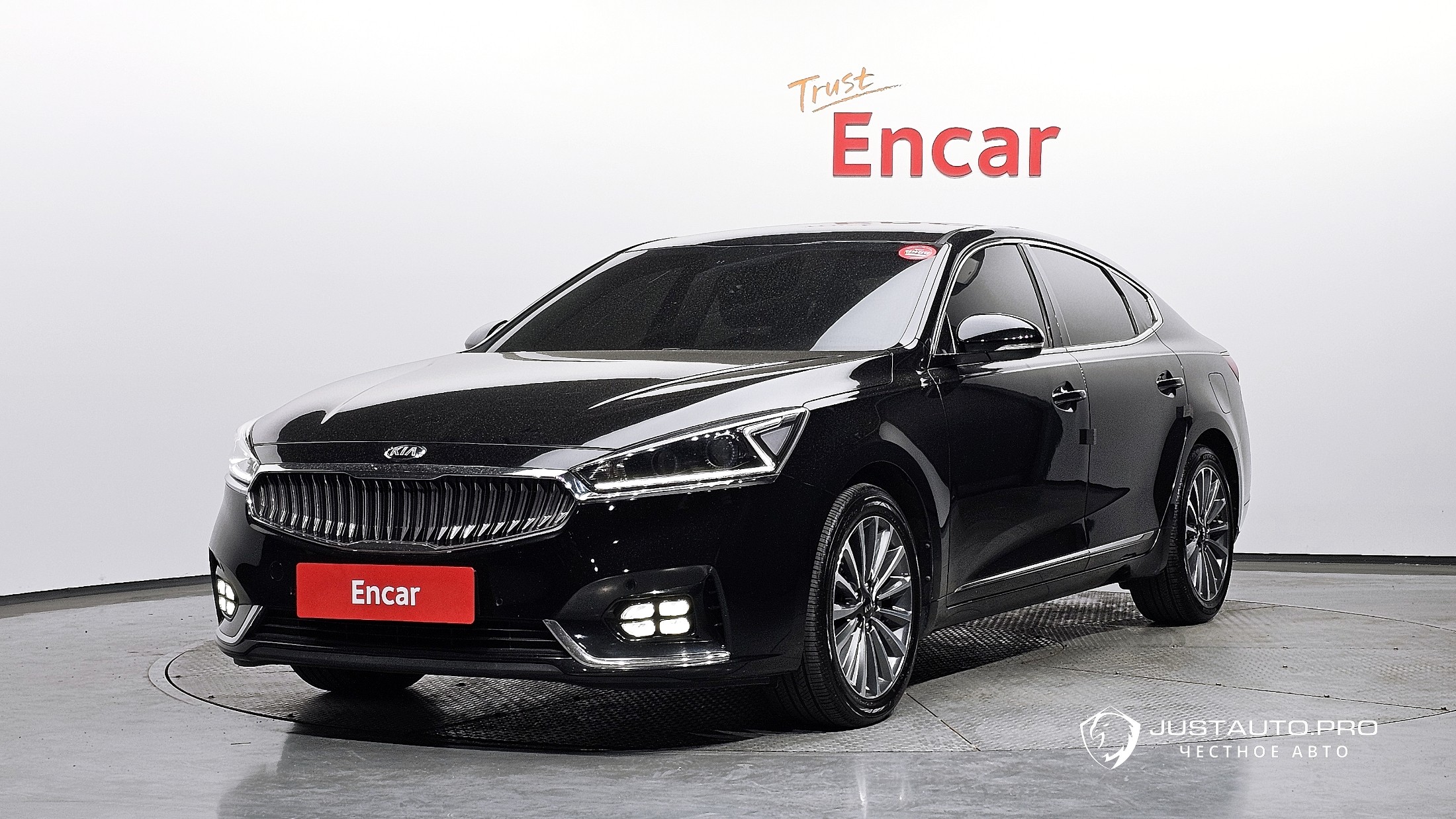 Автомобиль Kia K7