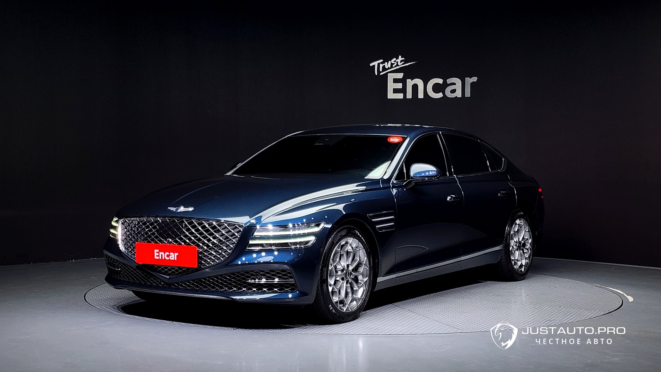 Автомобиль Genesis G80