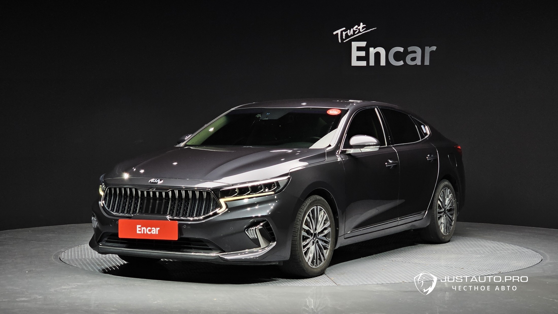 Автомобиль Kia K7