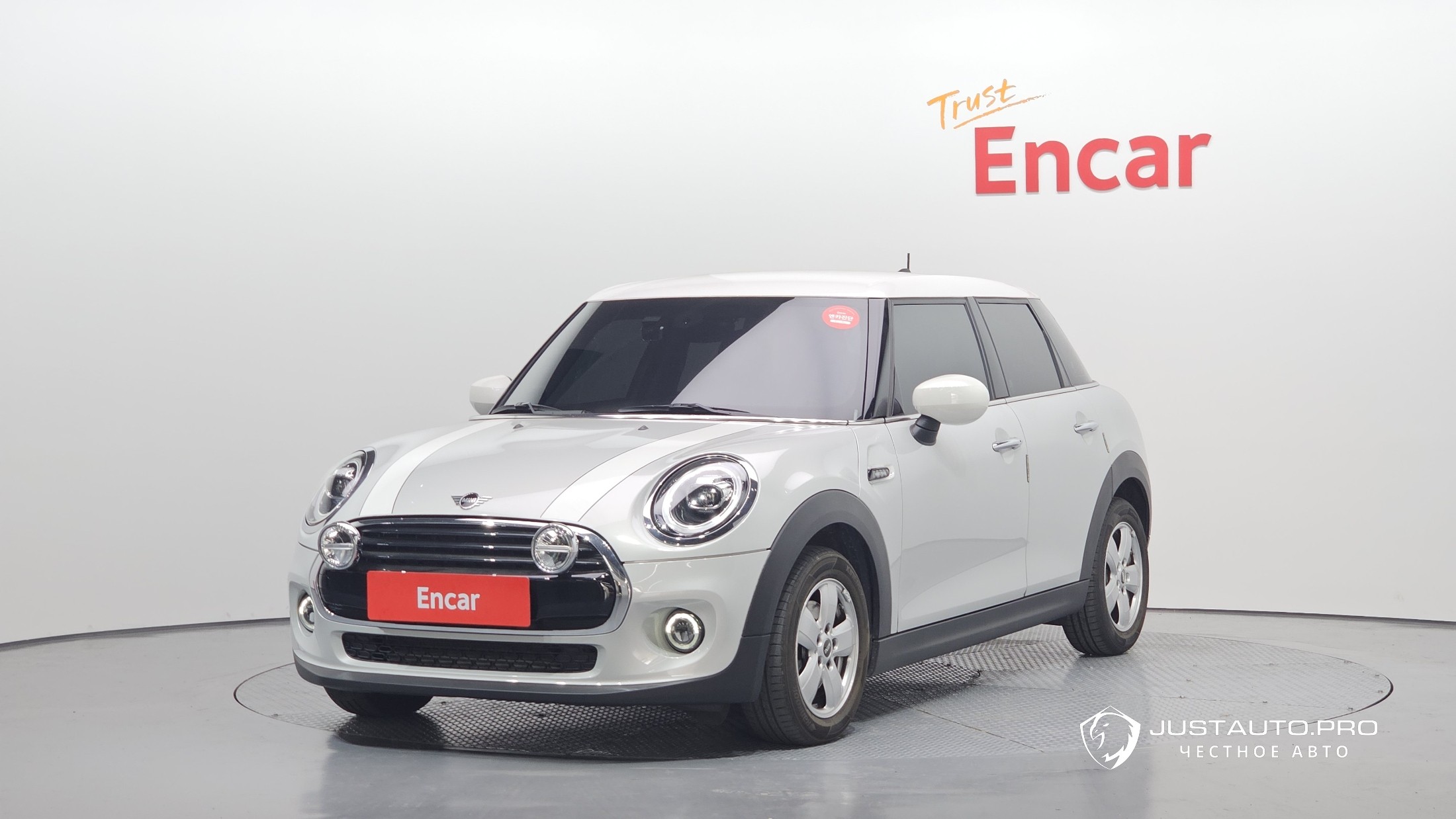 Автомобиль Mini Cooper